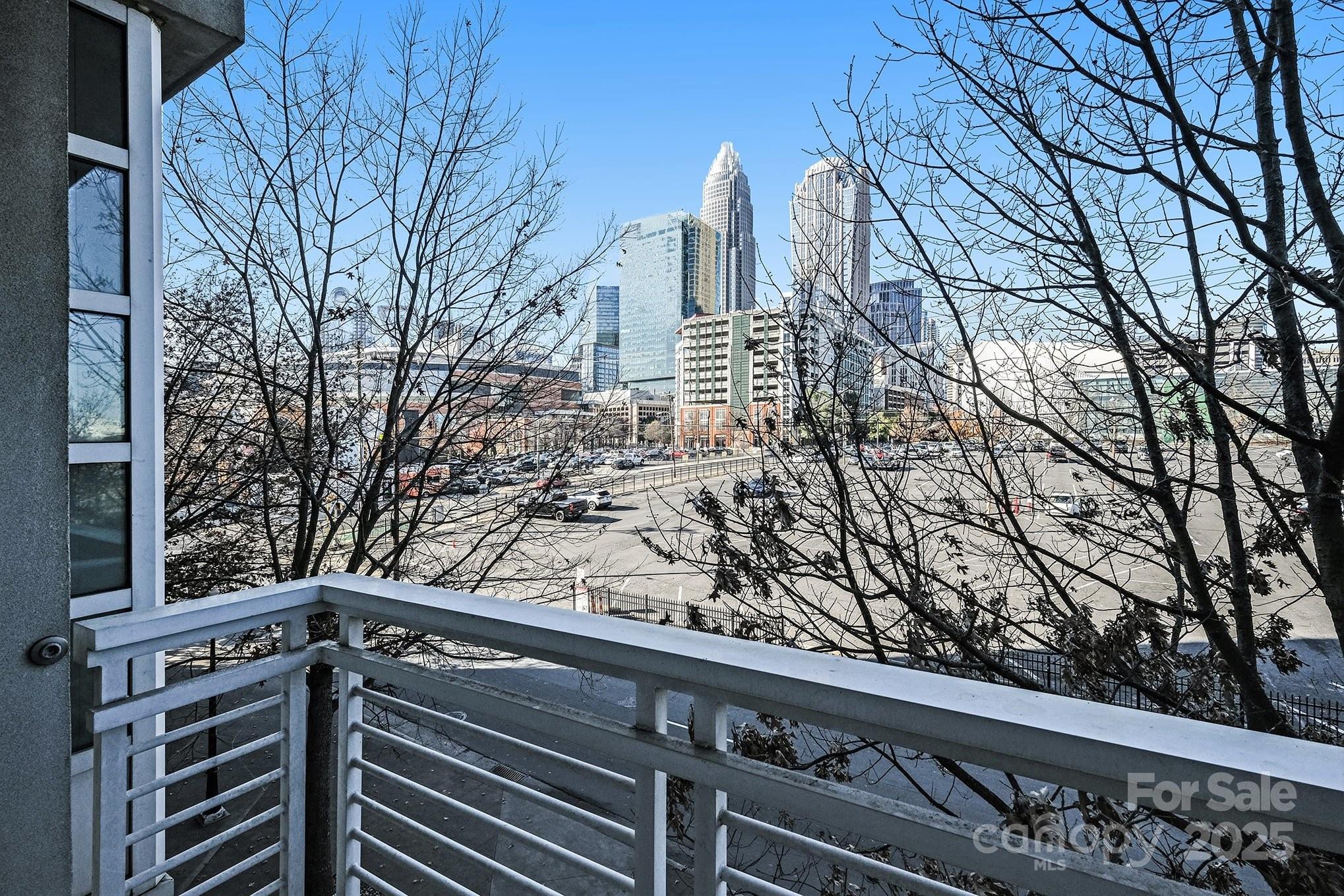 Courtside - Residential