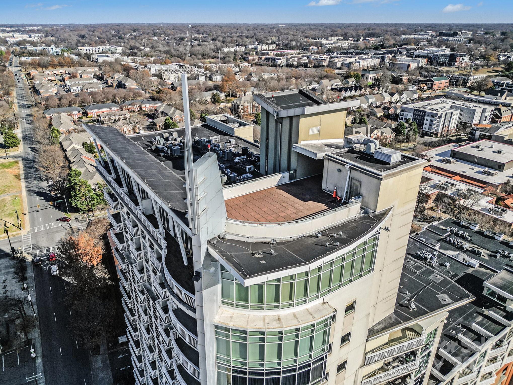 Courtside - Residential