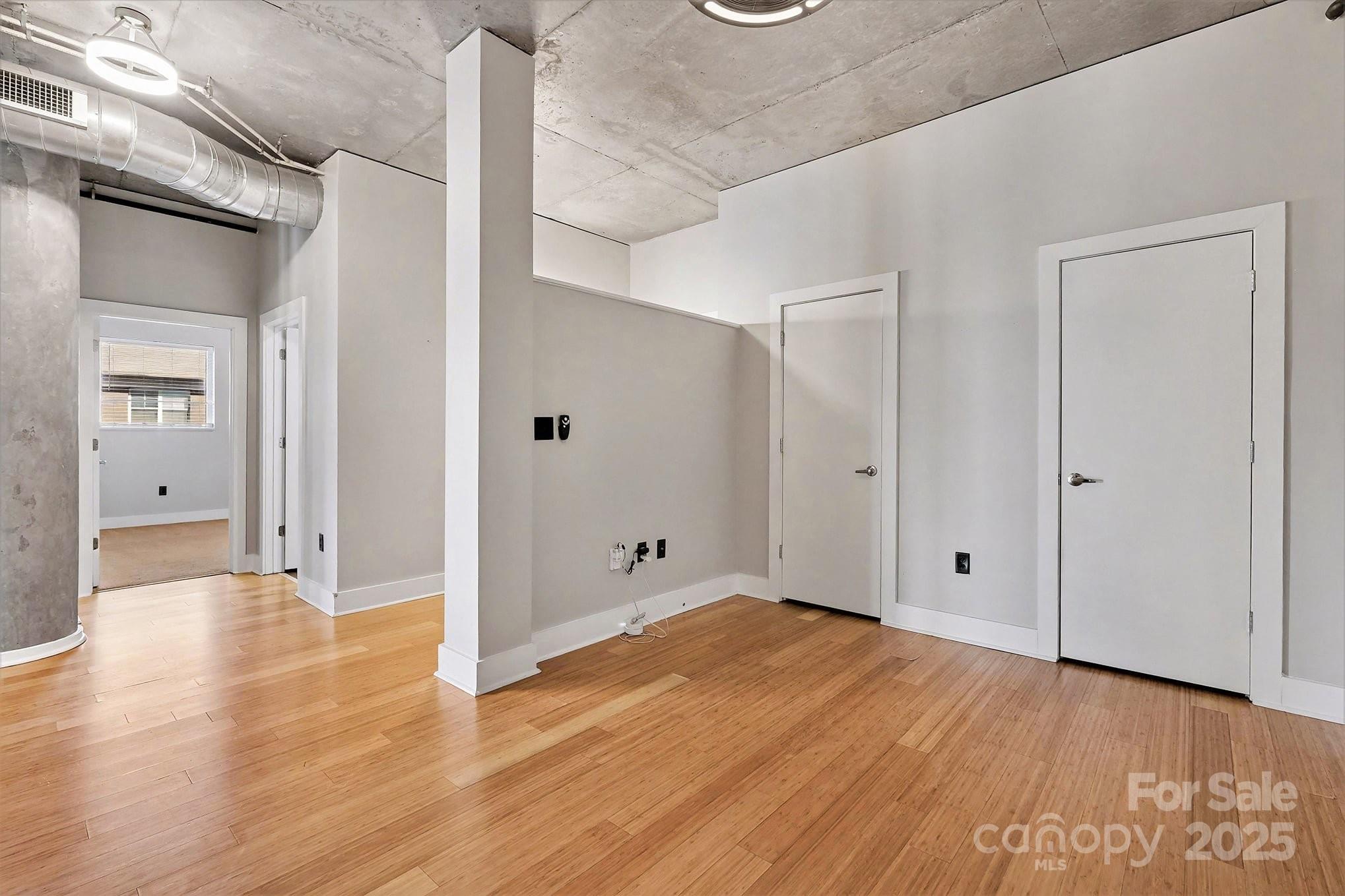 Courtside - Residential