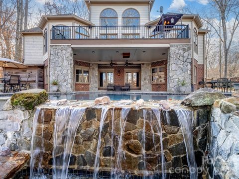 1090 N Saunders Drive Catawba NC 28609