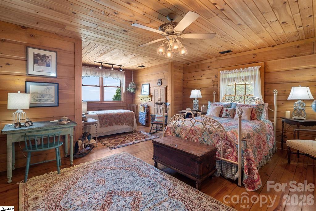 White Oak Mountain - Residential