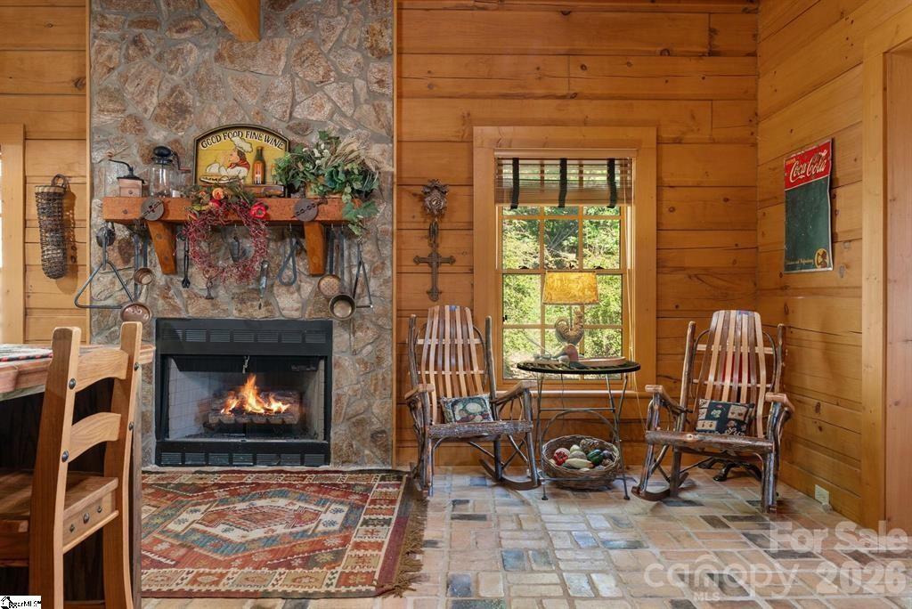 White Oak Mountain - Residential