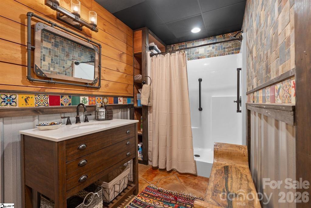 White Oak Mountain - Residential