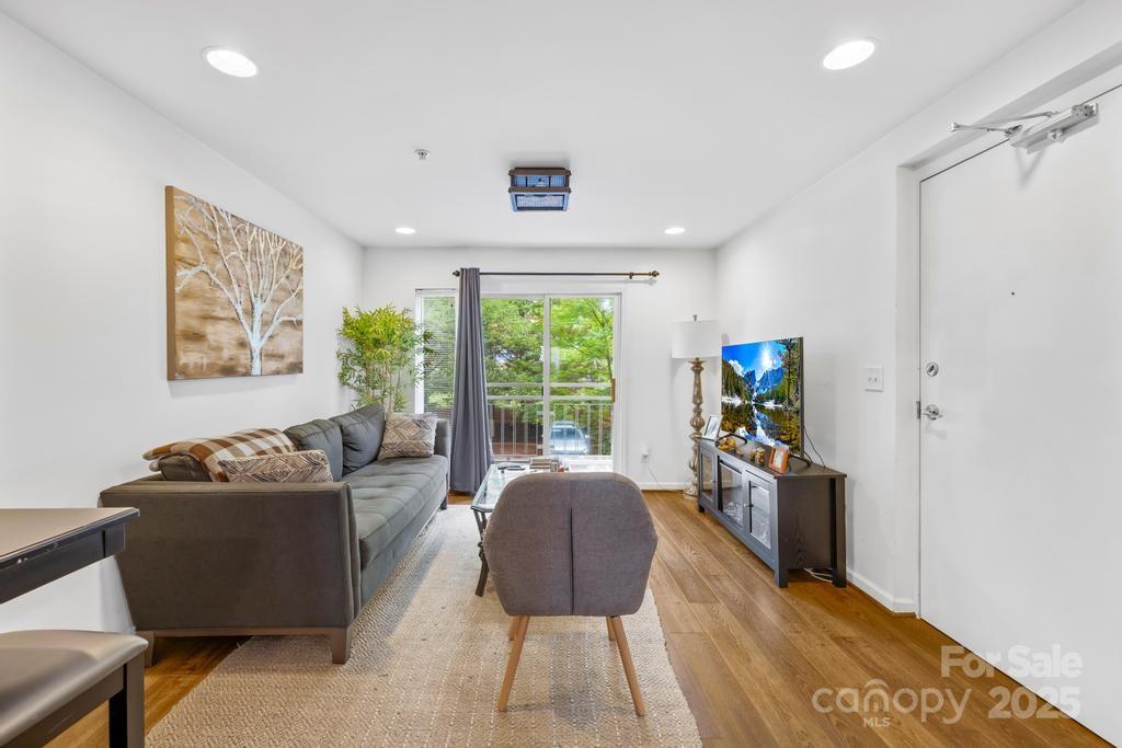 3721 Picasso Court