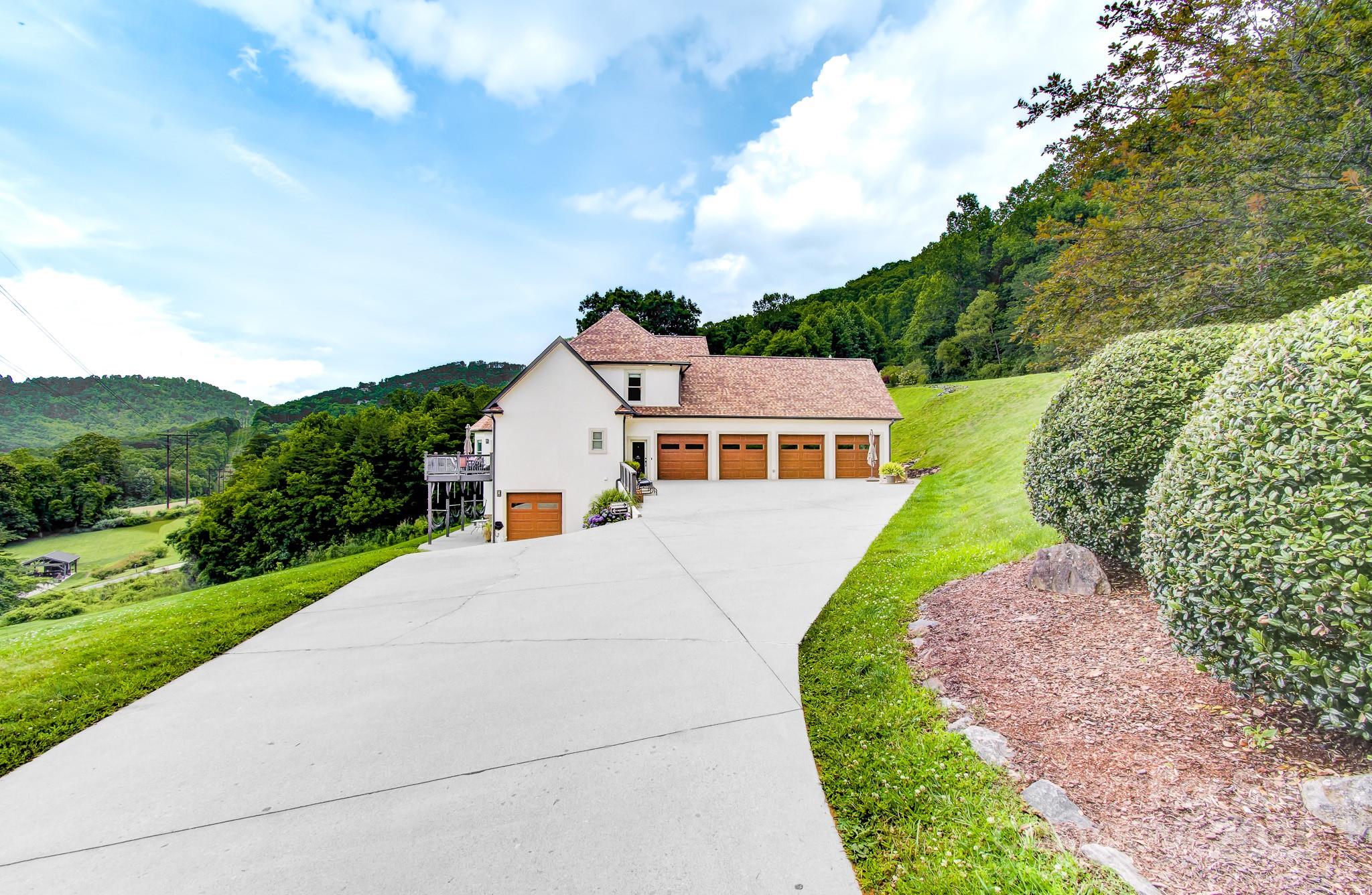 54 Mcintyre Drive