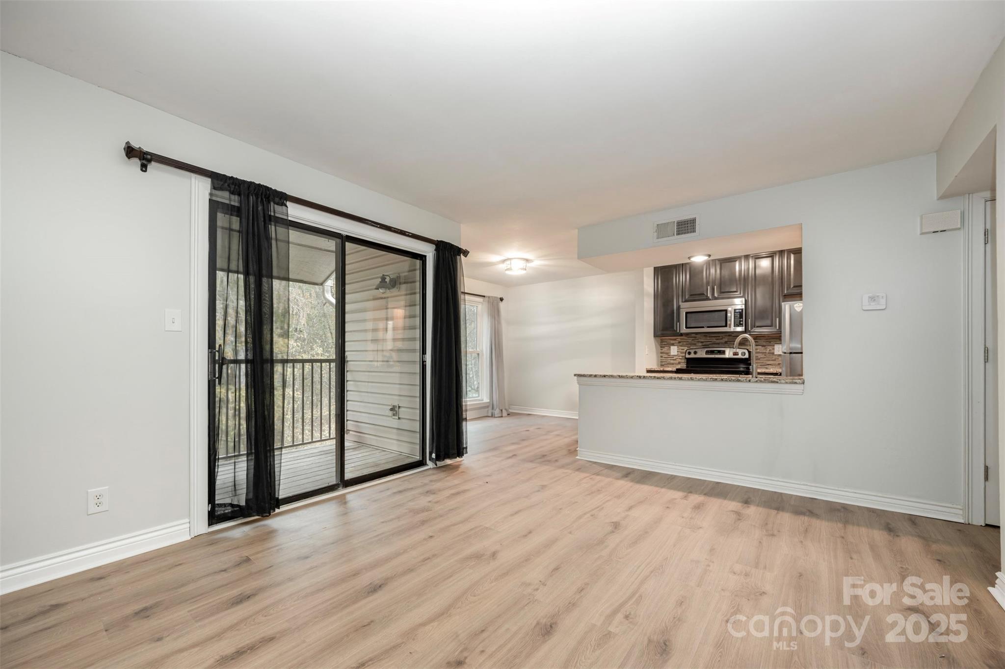 11049 Cedar View Road