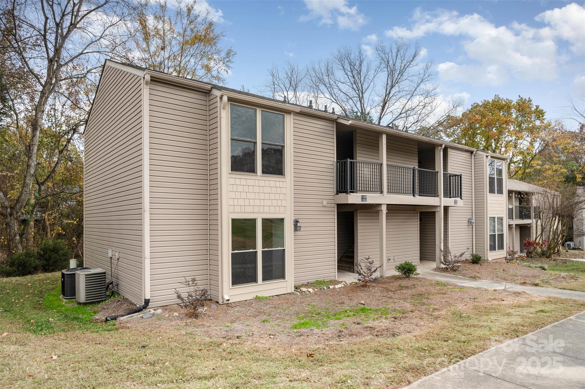 11049 Cedar View Road