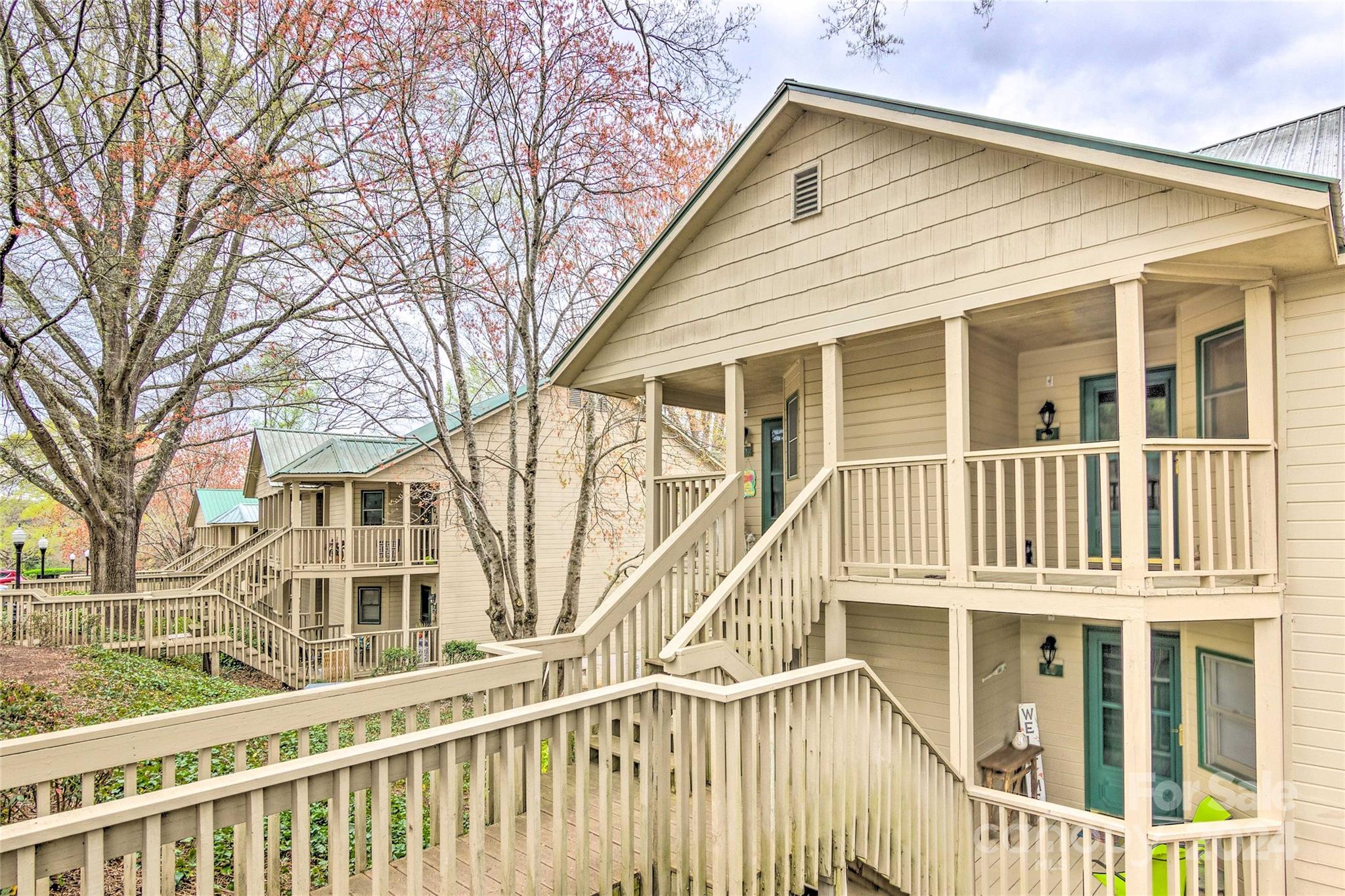 160 Whitney Boulevard 35