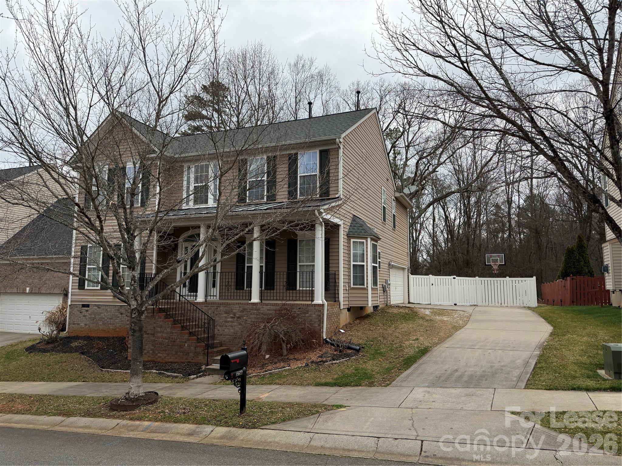 15622 Troubadour Lane