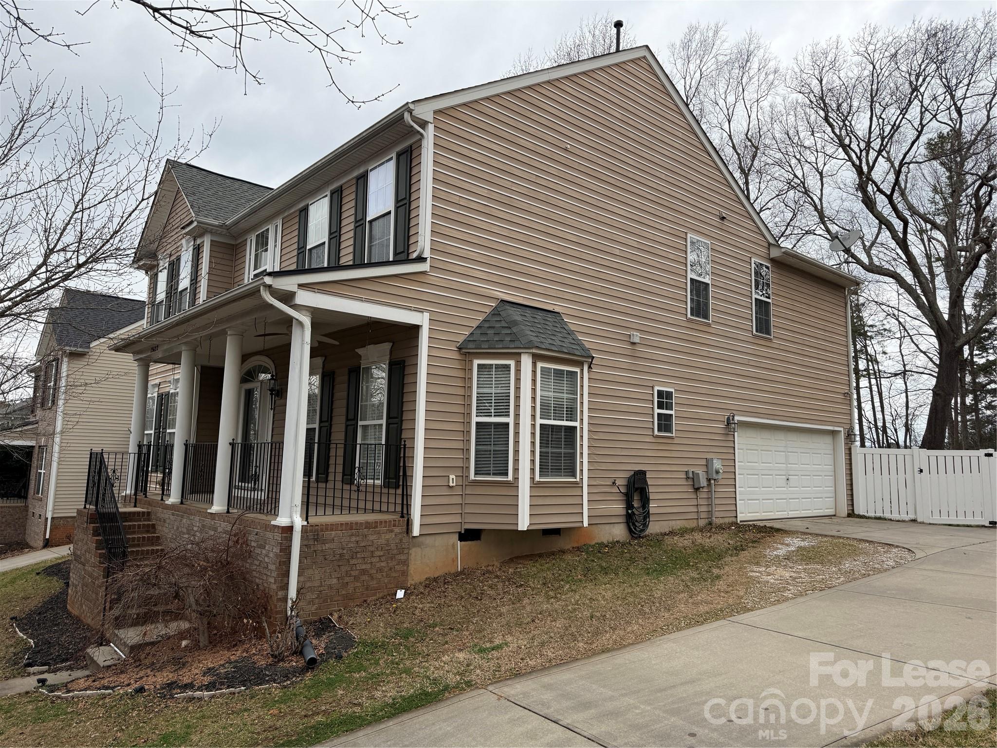 15622 Troubadour Lane