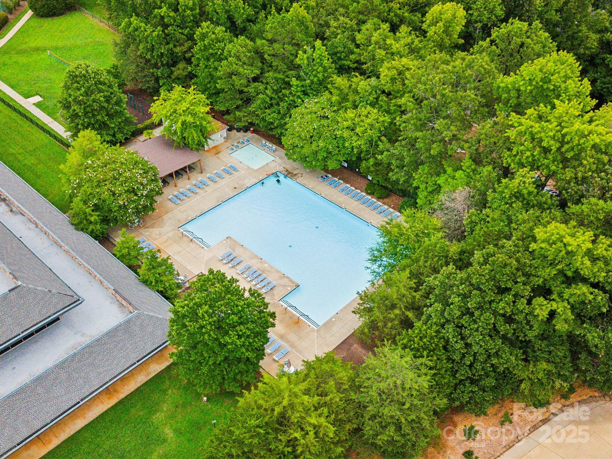 Pikeview Place - Residential