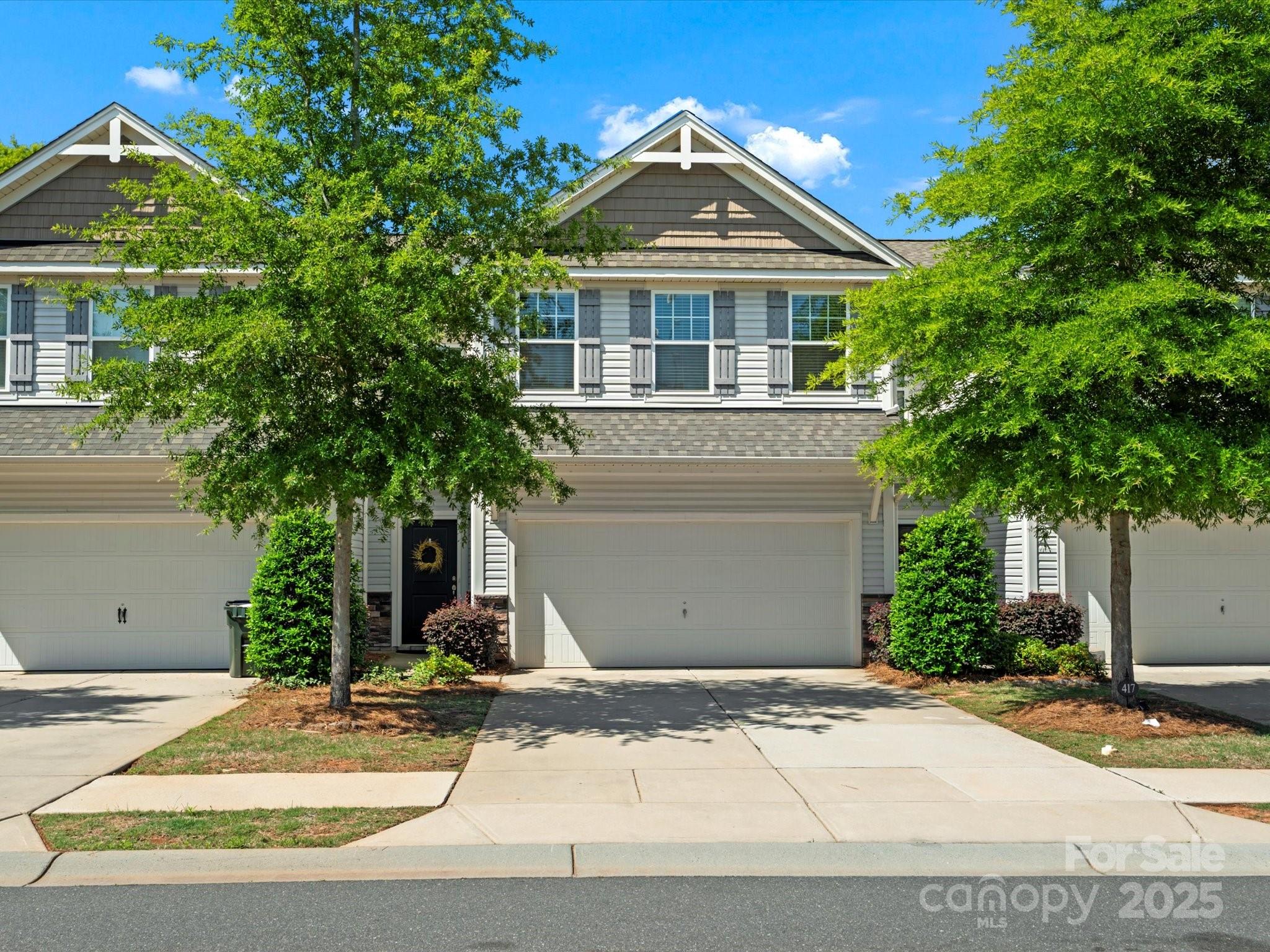 Pikeview Place - Residential