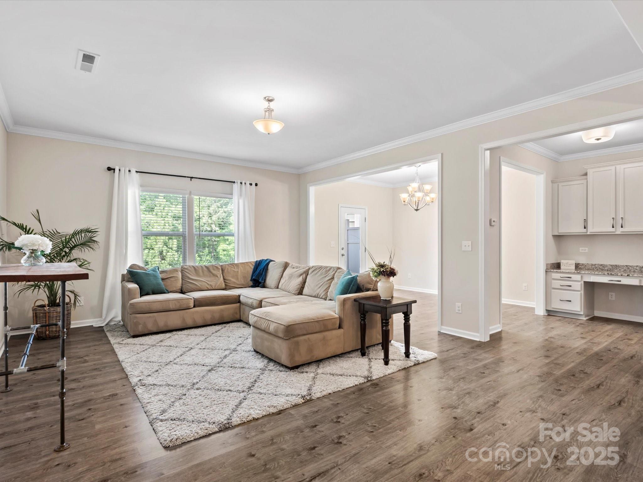 Pikeview Place - Residential