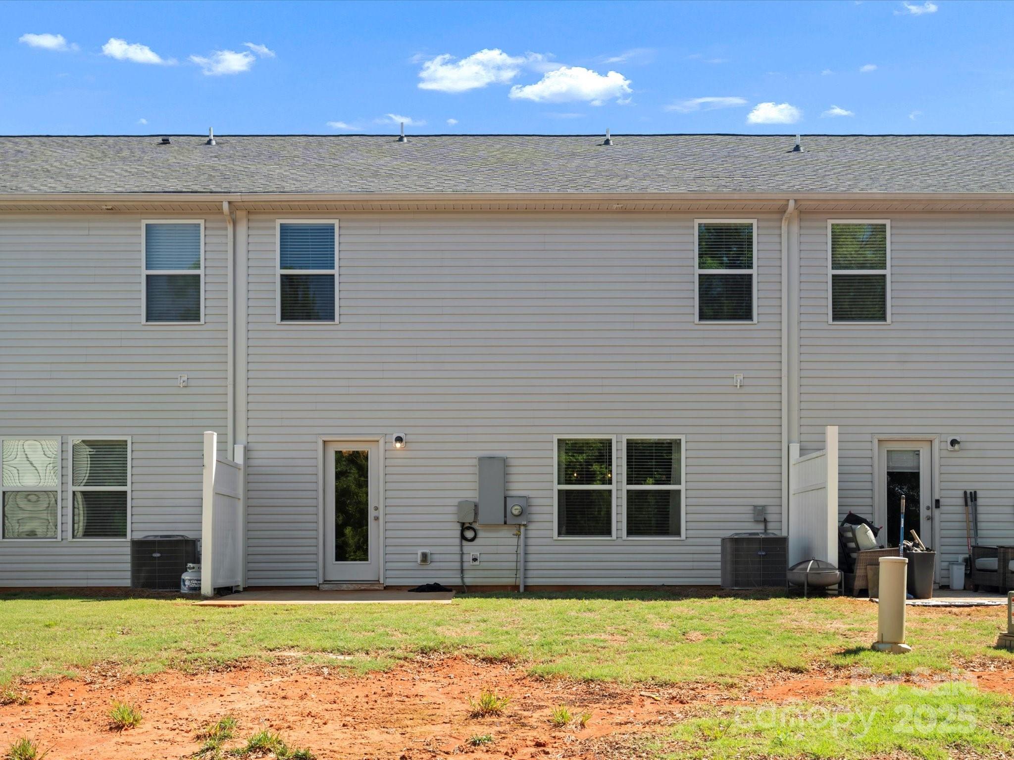 Pikeview Place - Residential