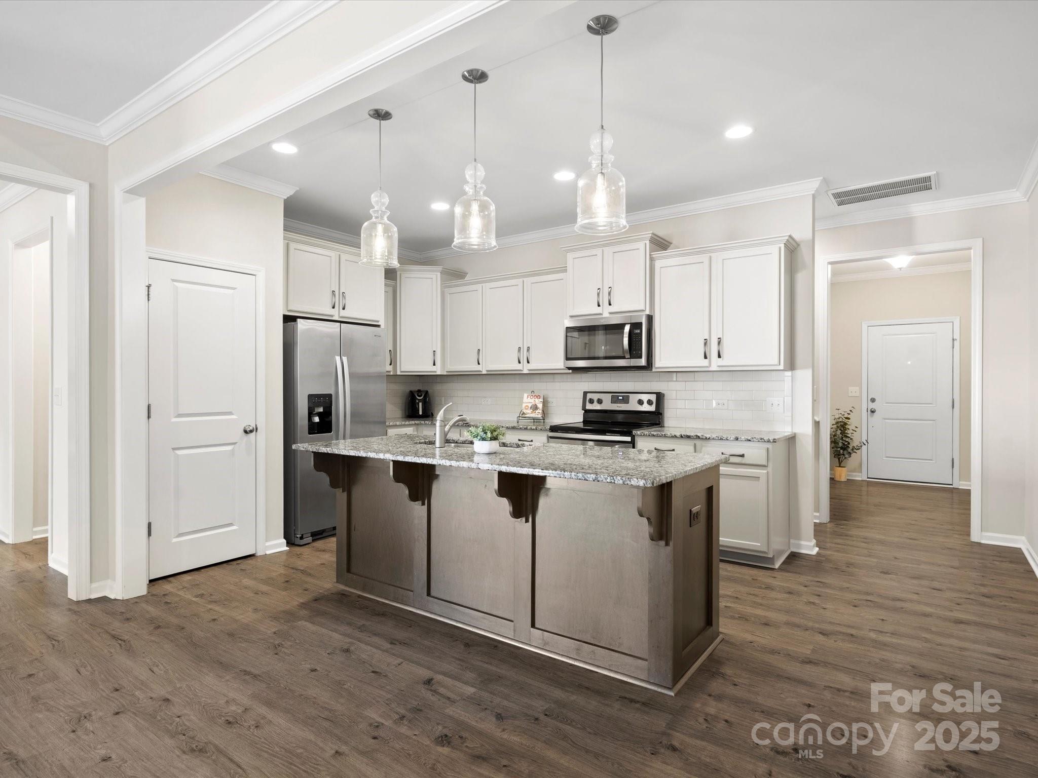 Pikeview Place - Residential