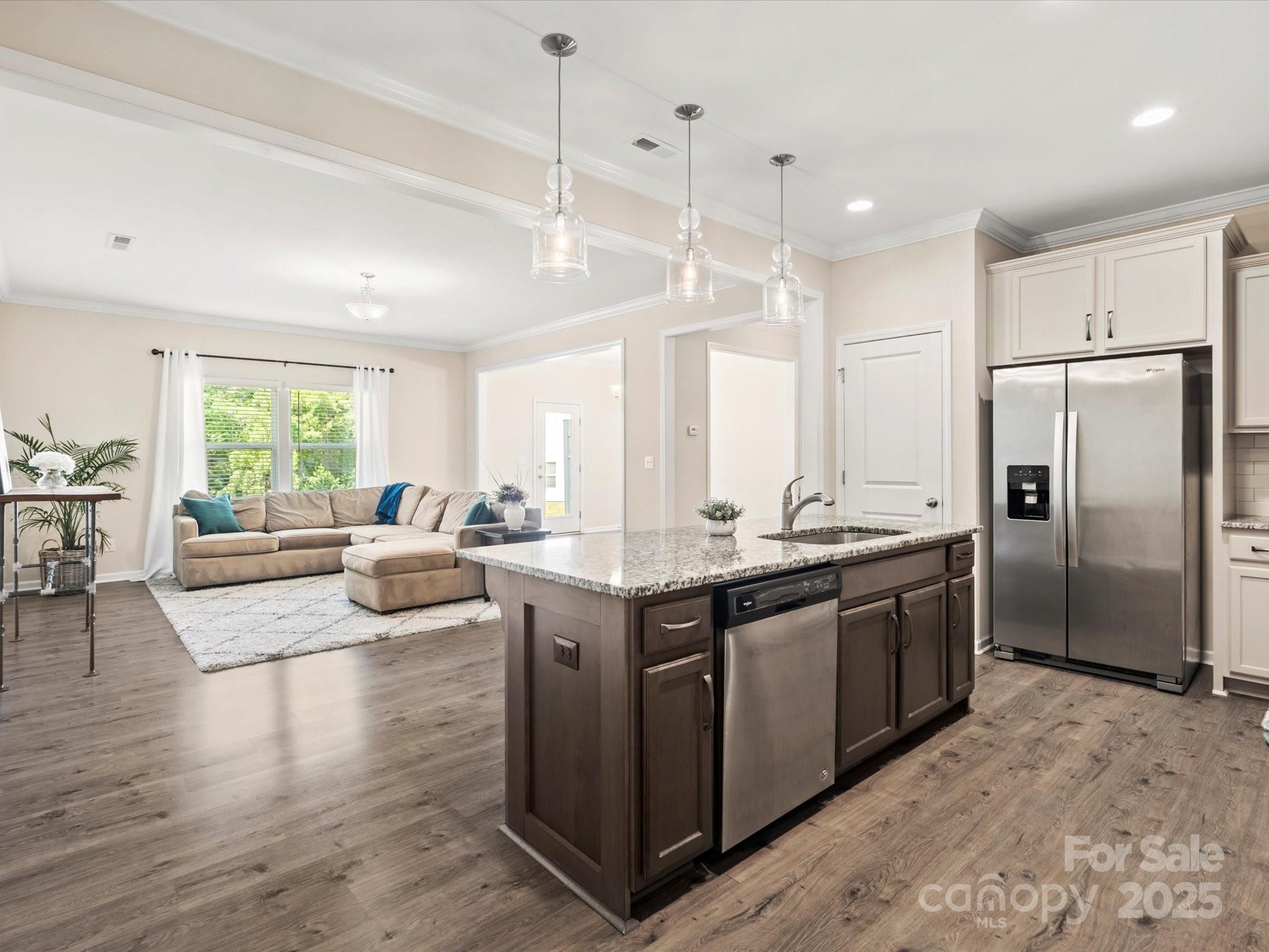 Pikeview Place - Residential