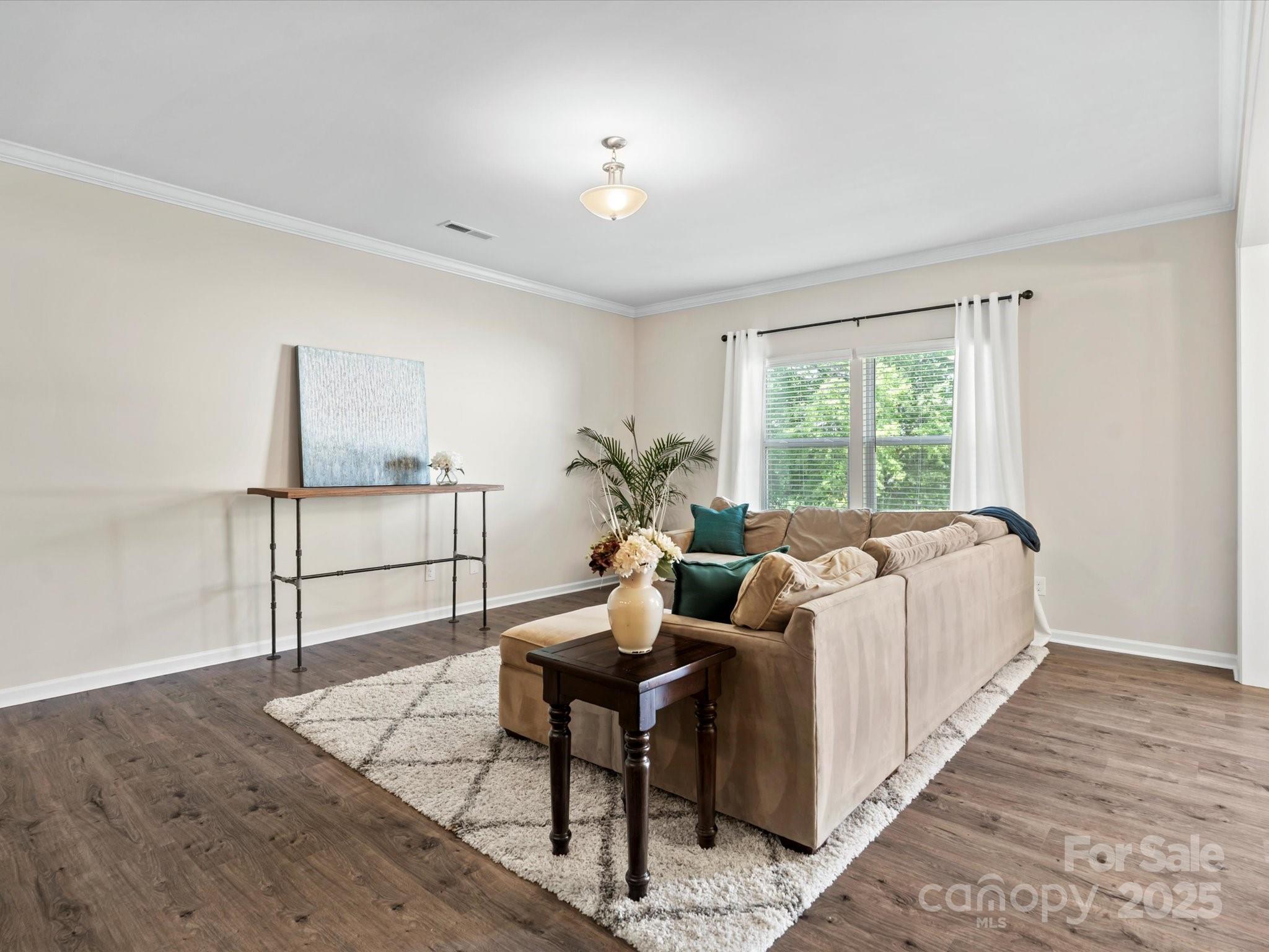 Pikeview Place - Residential