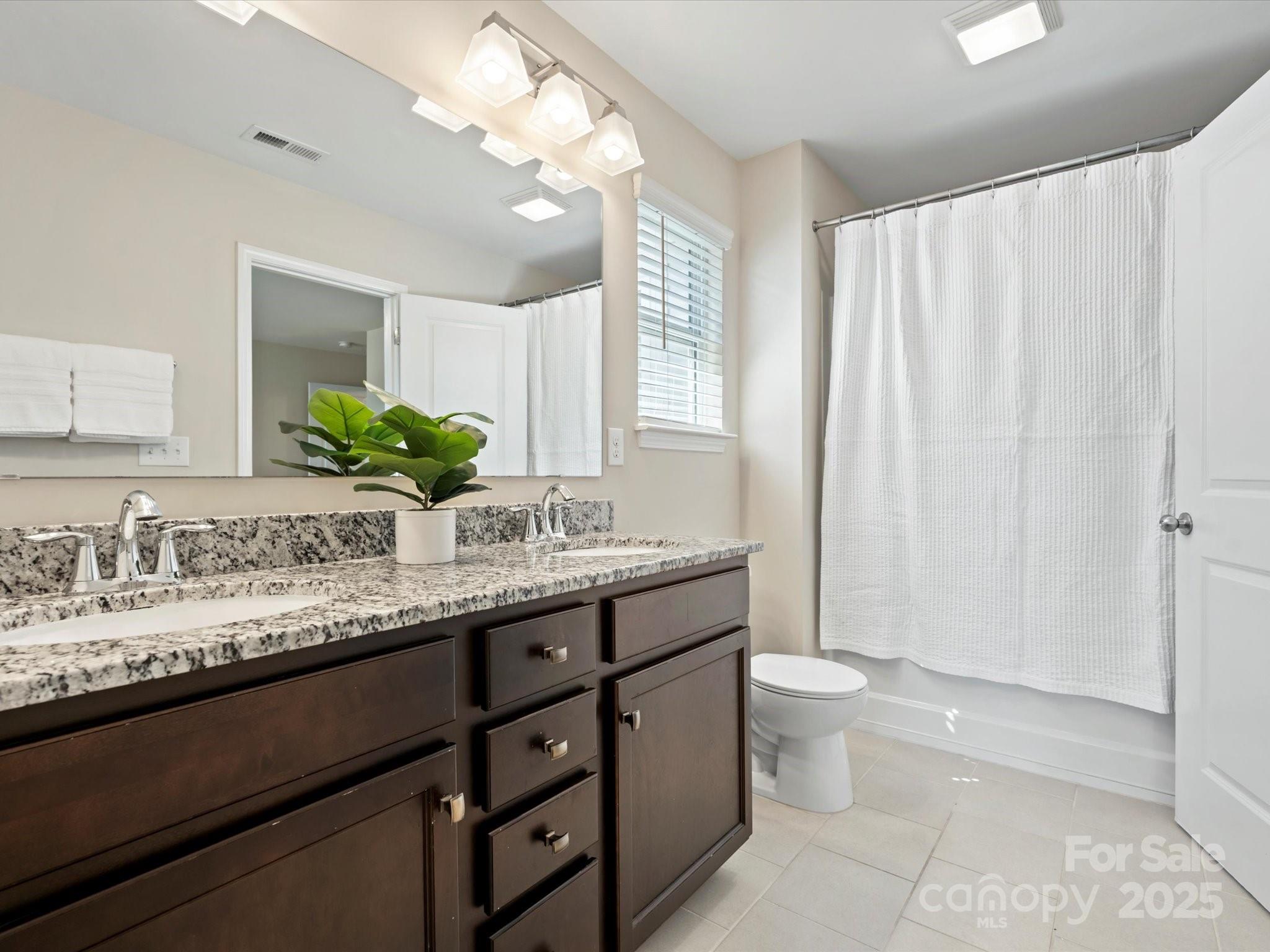 Pikeview Place - Residential