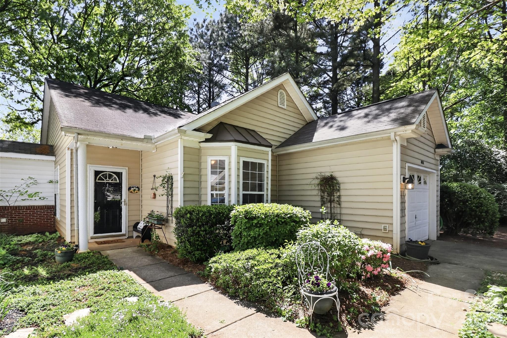 Villages of Avonlea - Residential