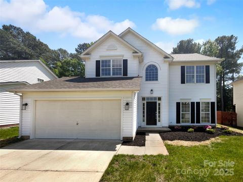 9830 Sandman Lane Charlotte NC 28216