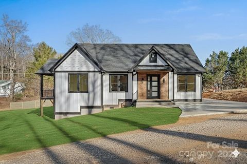 4 Shytle Lane Fletcher NC 28732