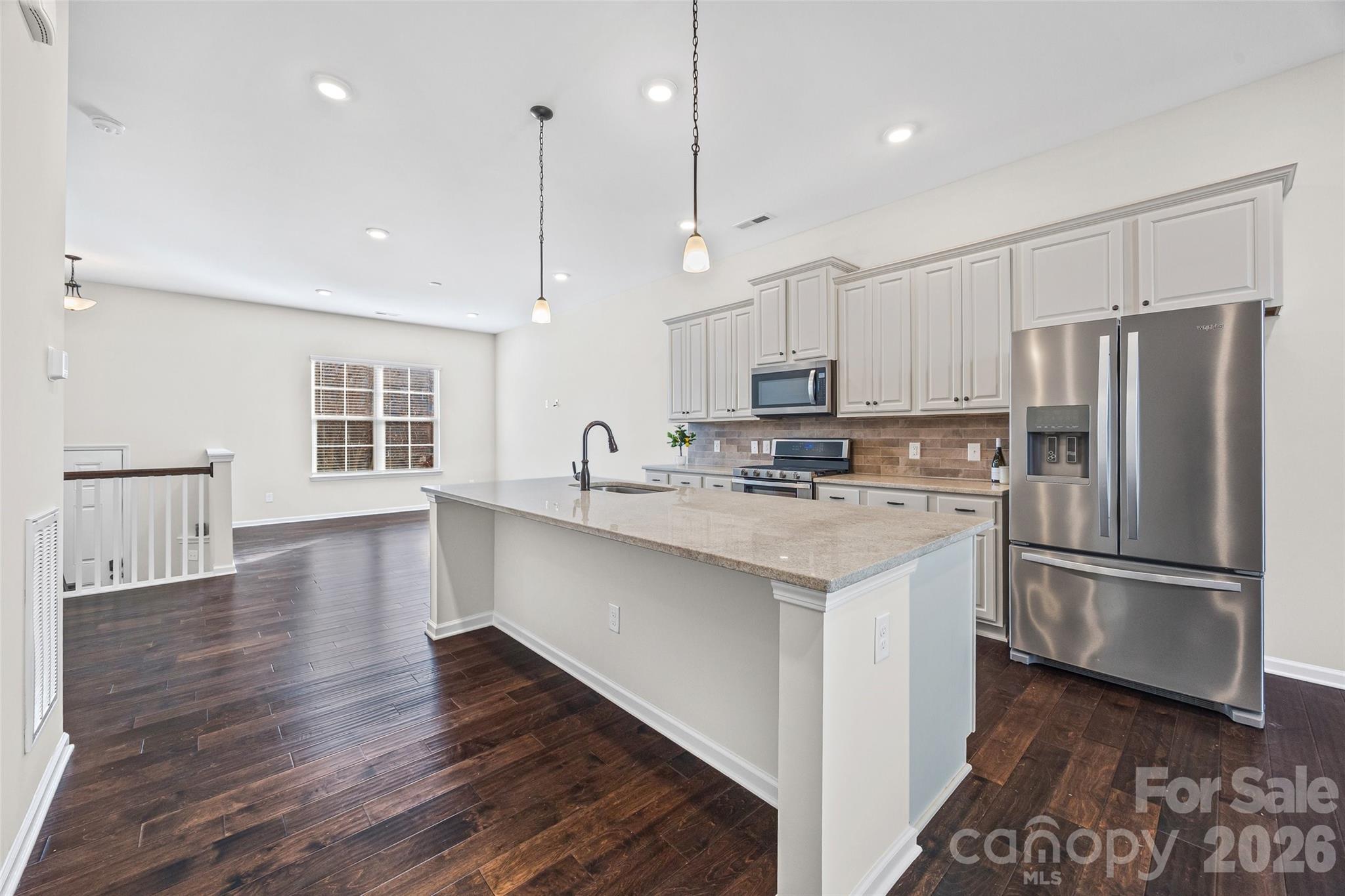 9236 Ainslie Downs Street