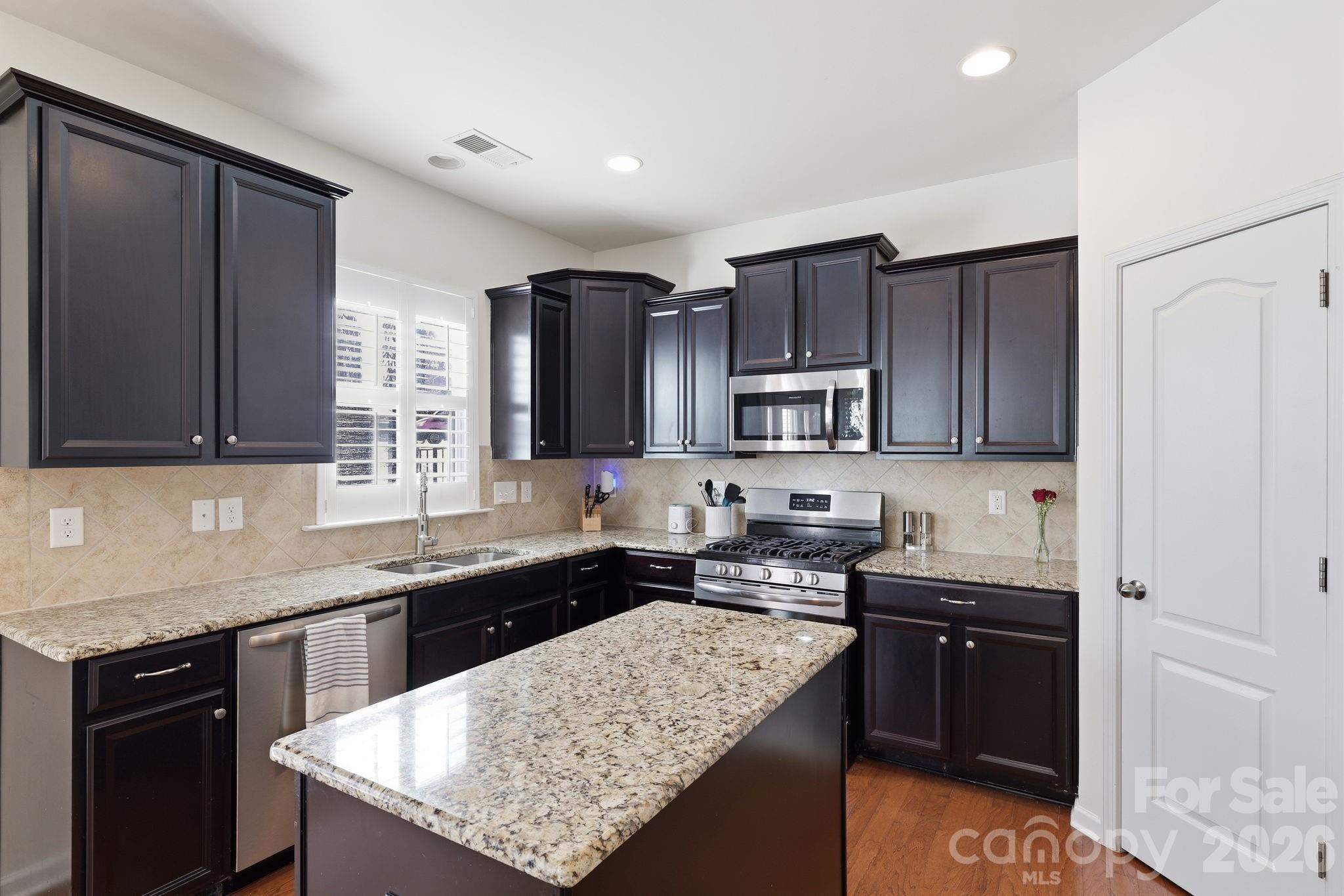 Waterford on the Rocky River - Residential