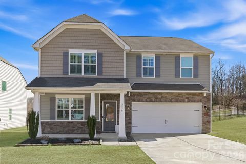 Photo of 2870 Shale Drive, Davidson, NC 28036 (MLS # 4349643)