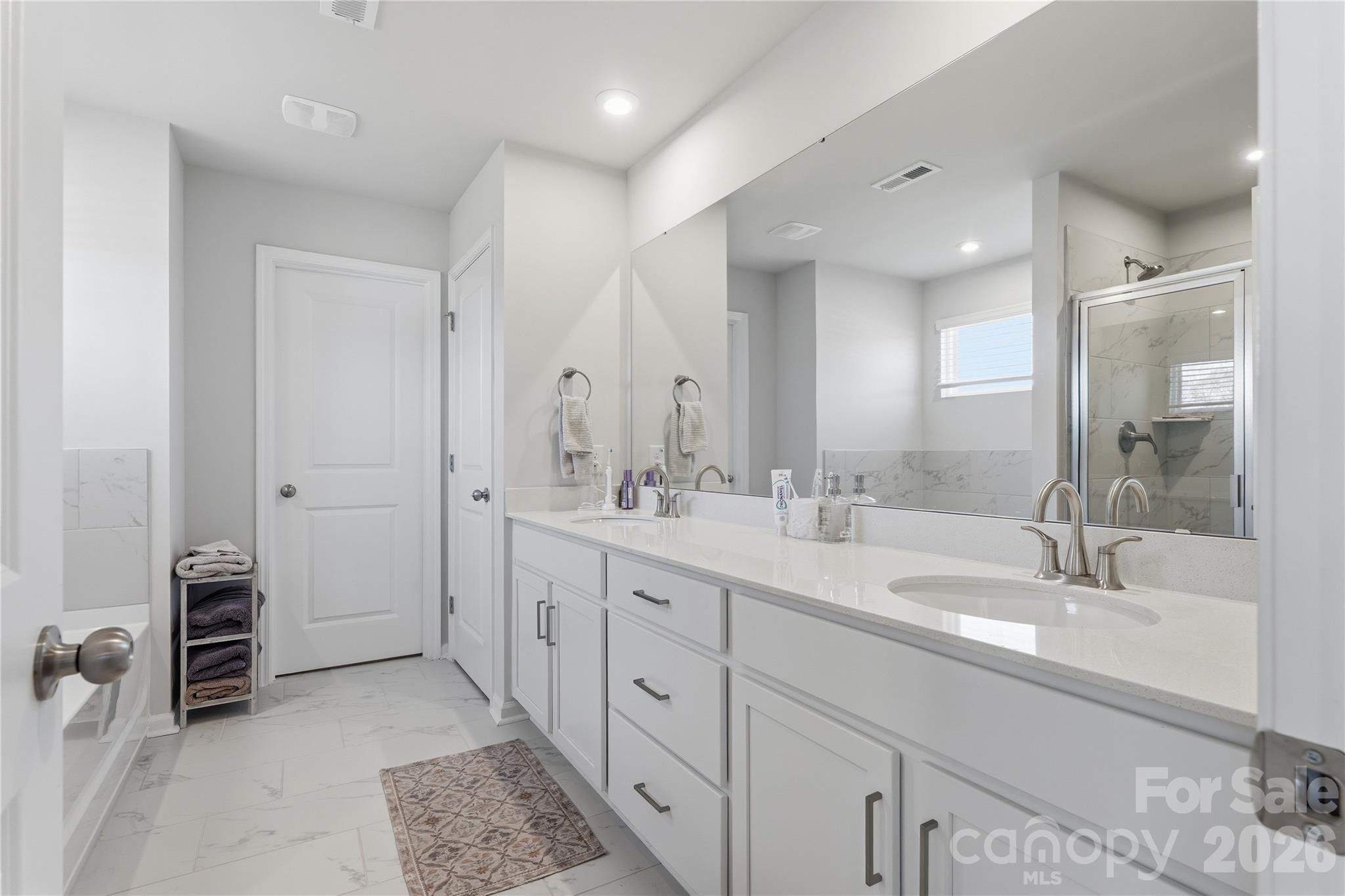 Clairmont - Residential