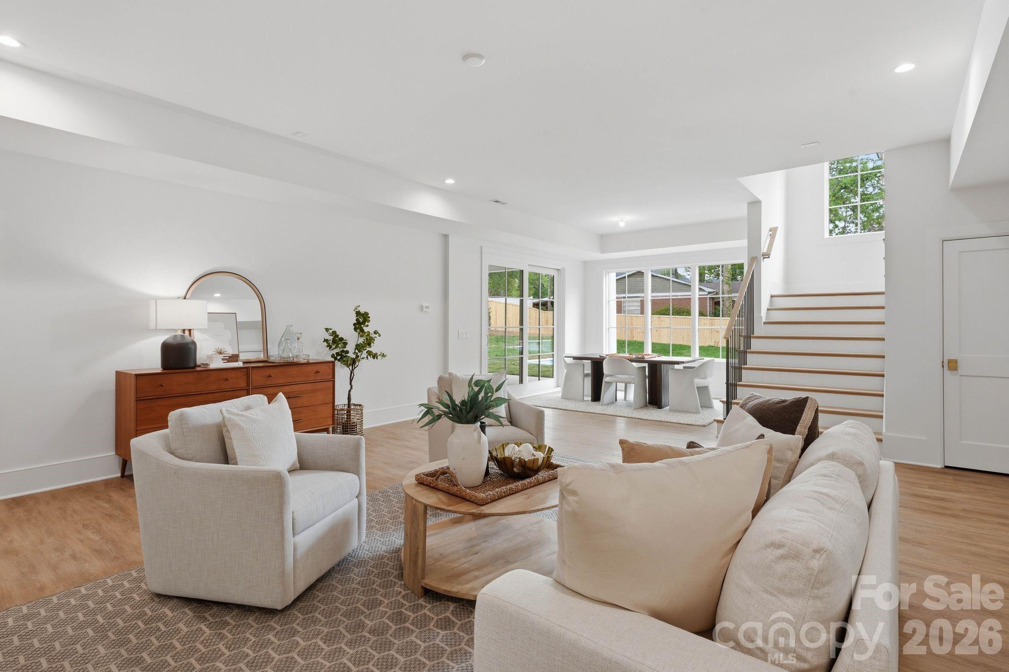Mammoth Oaks - Residential
