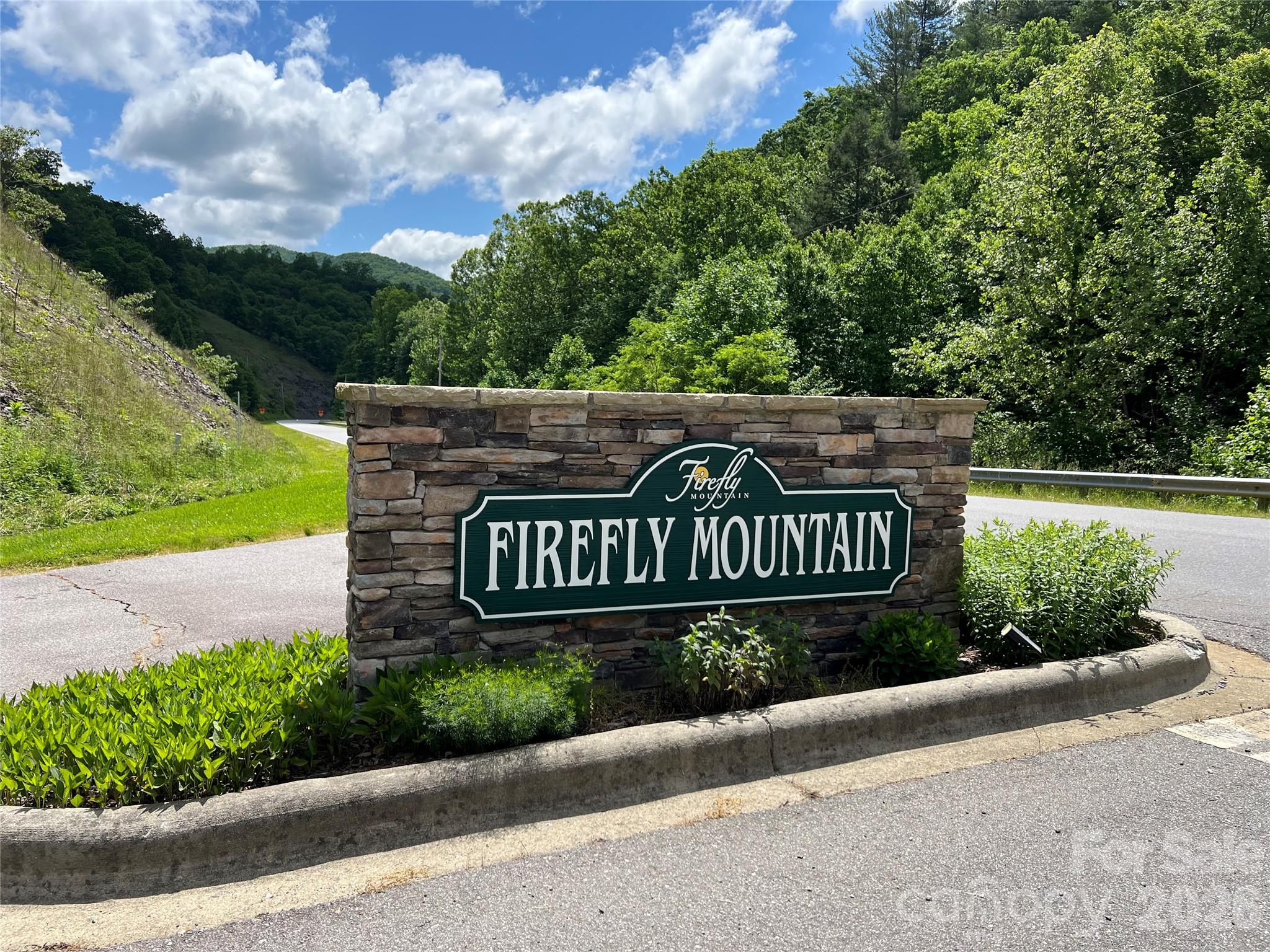 400 Pine Cone Trail 20