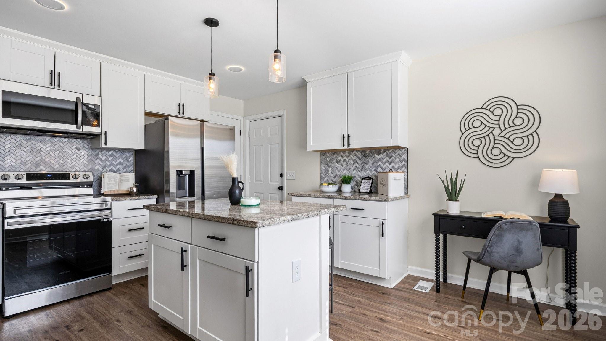 Hoskins - Residential