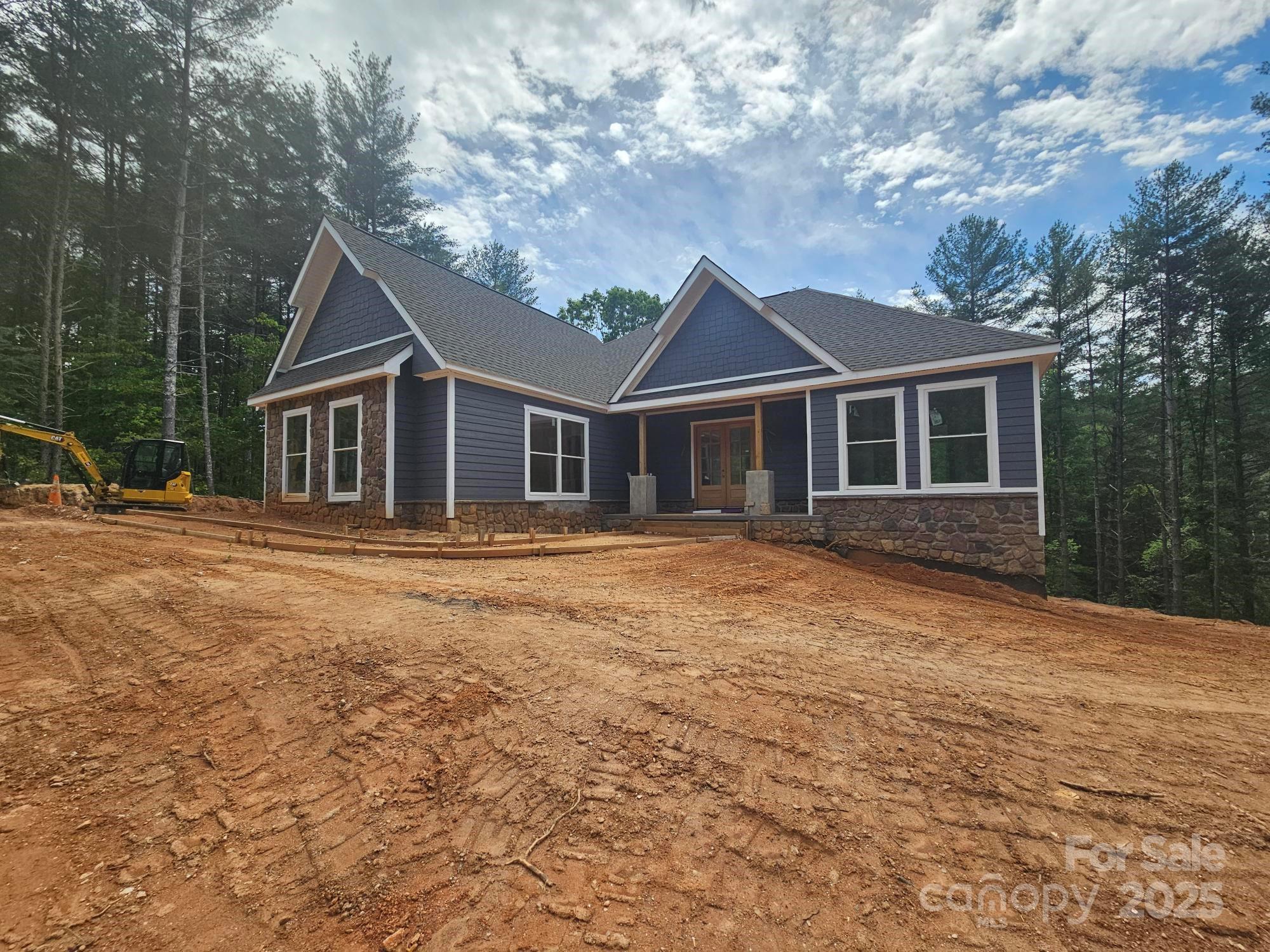 2031 Robert Drive 8