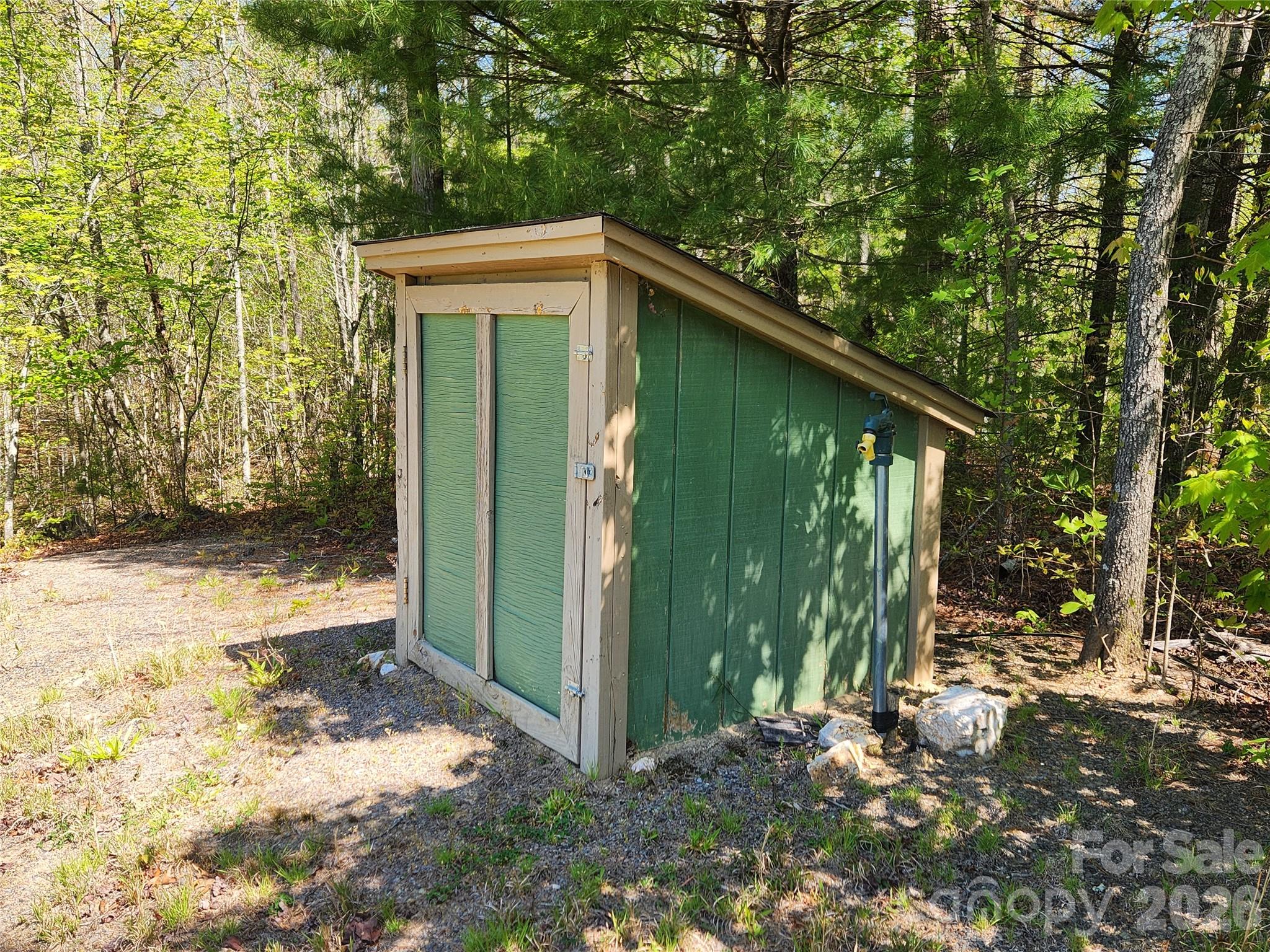 Firefly Mountain - Land