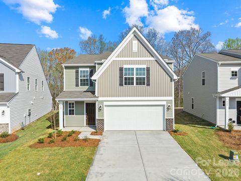 Photo of 544 Sand Dunes Drive, Kannapolis, NC 28081 (MLS # 4358149)
