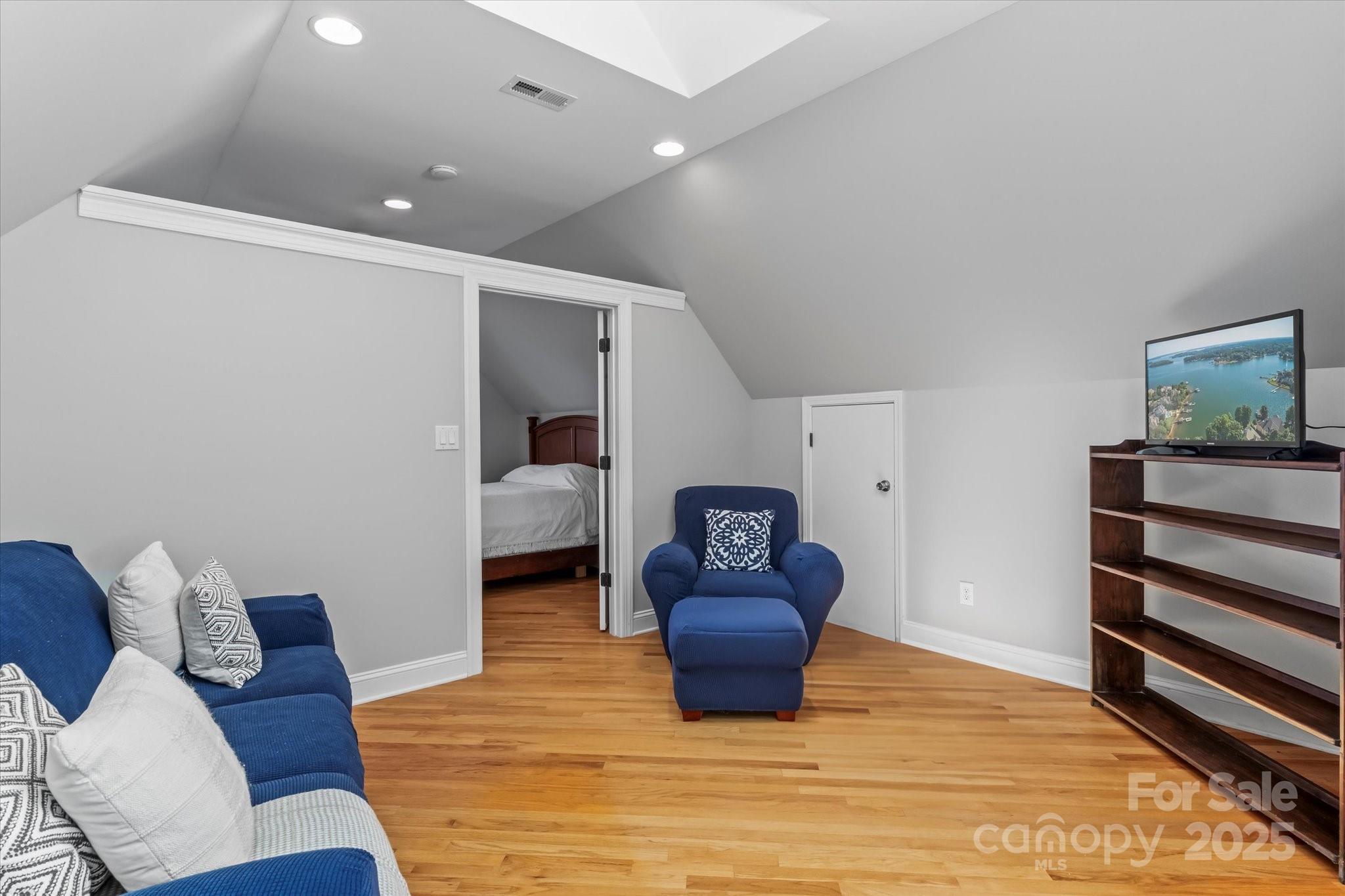 Bridgeport - Residential