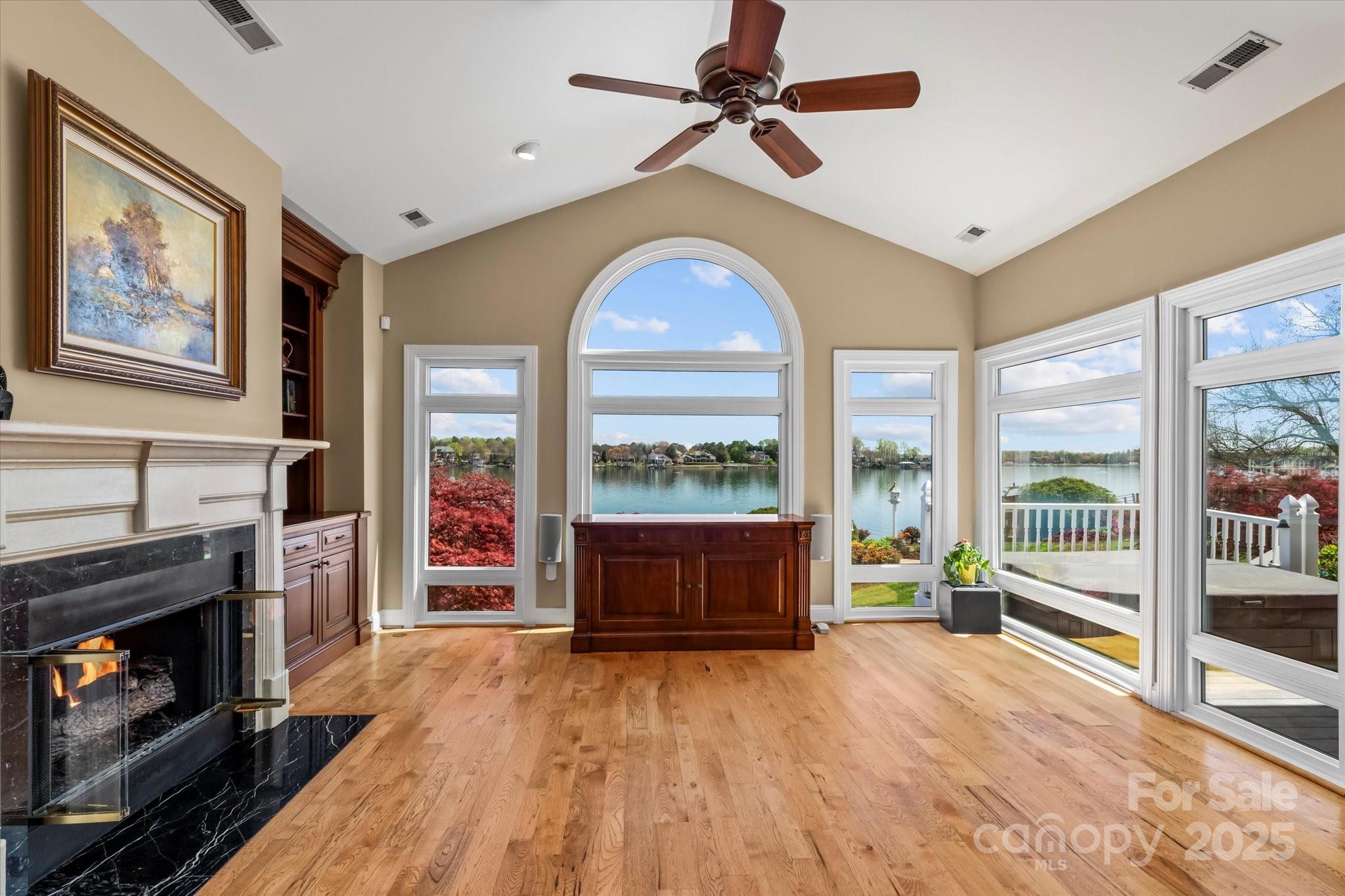 Bridgeport - Residential