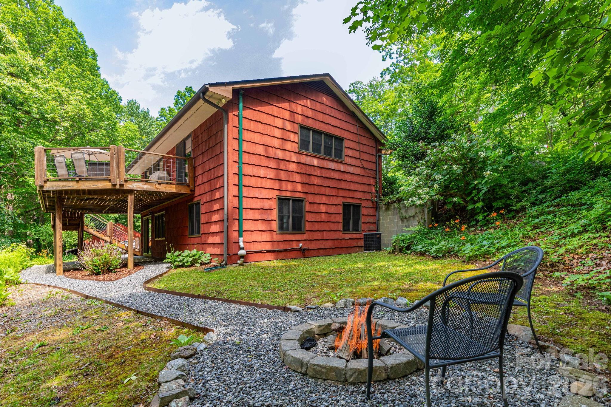 168 Blossom Ridge