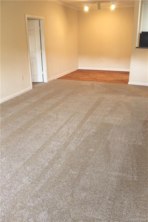 Seasons at Biltmore Lake - Residential