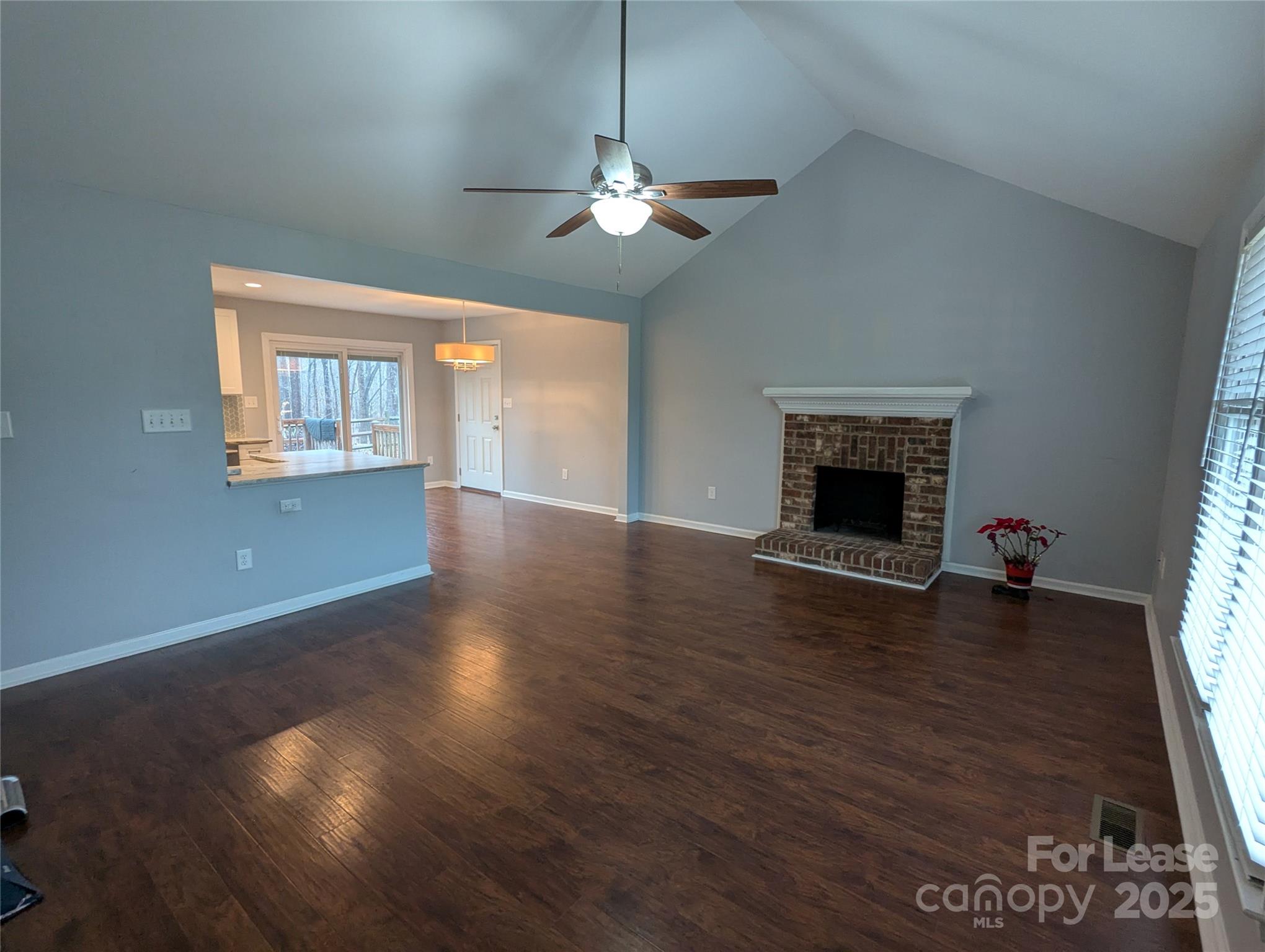 Sunshine Estates - Residential Lease