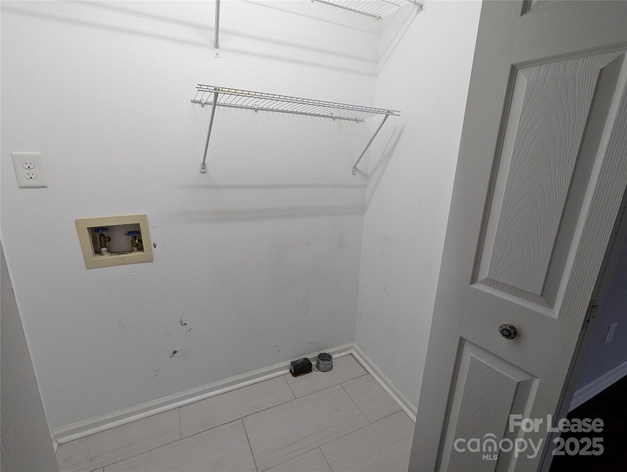 Sunshine Estates - Residential Lease