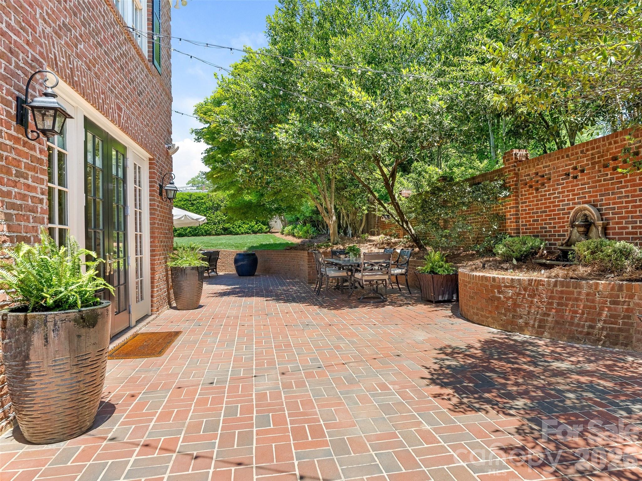 Myers Park - Residential