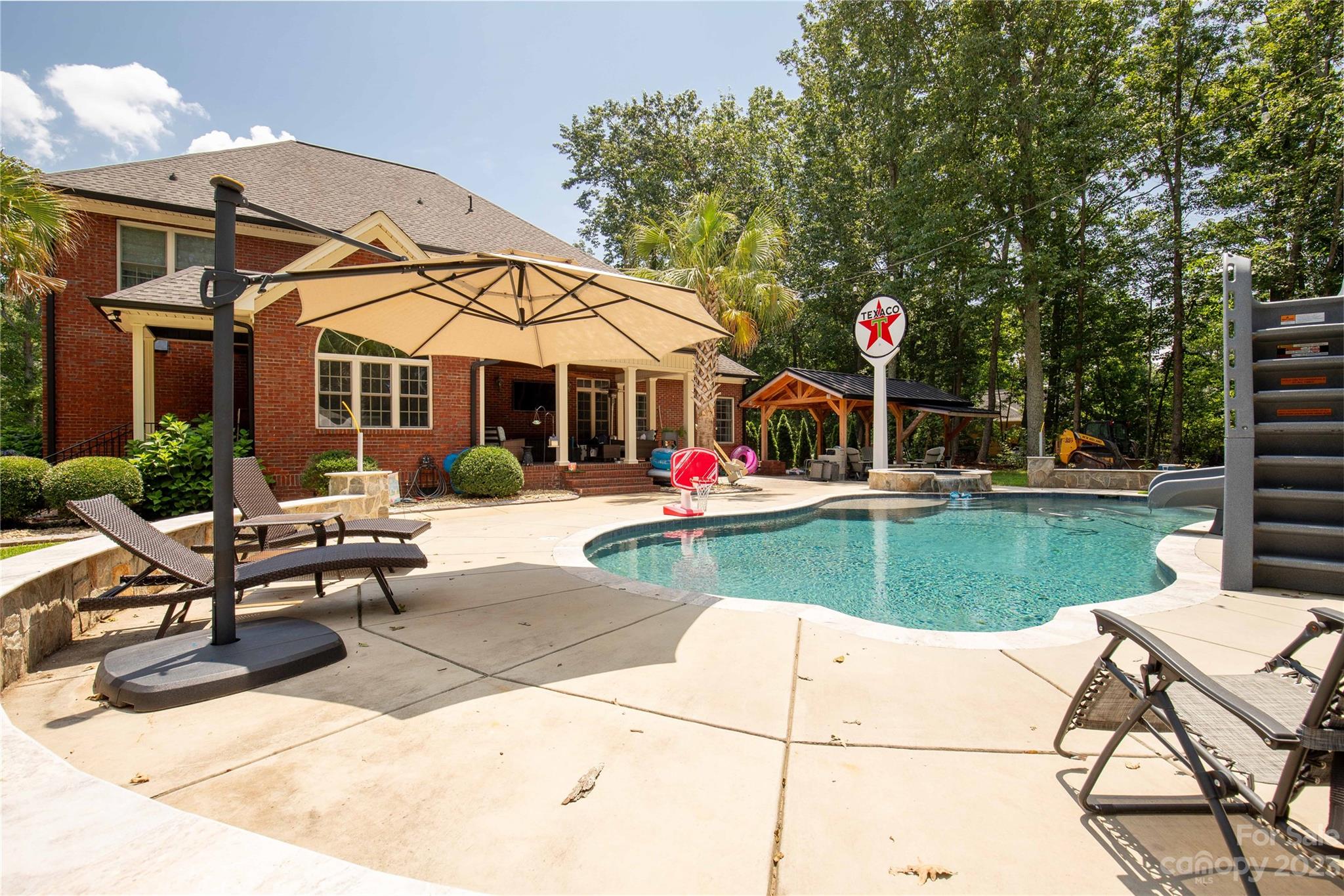 West Pointe - Residential