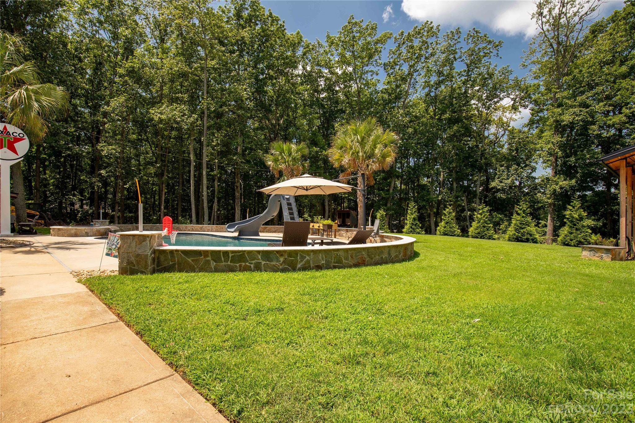 West Pointe - Residential