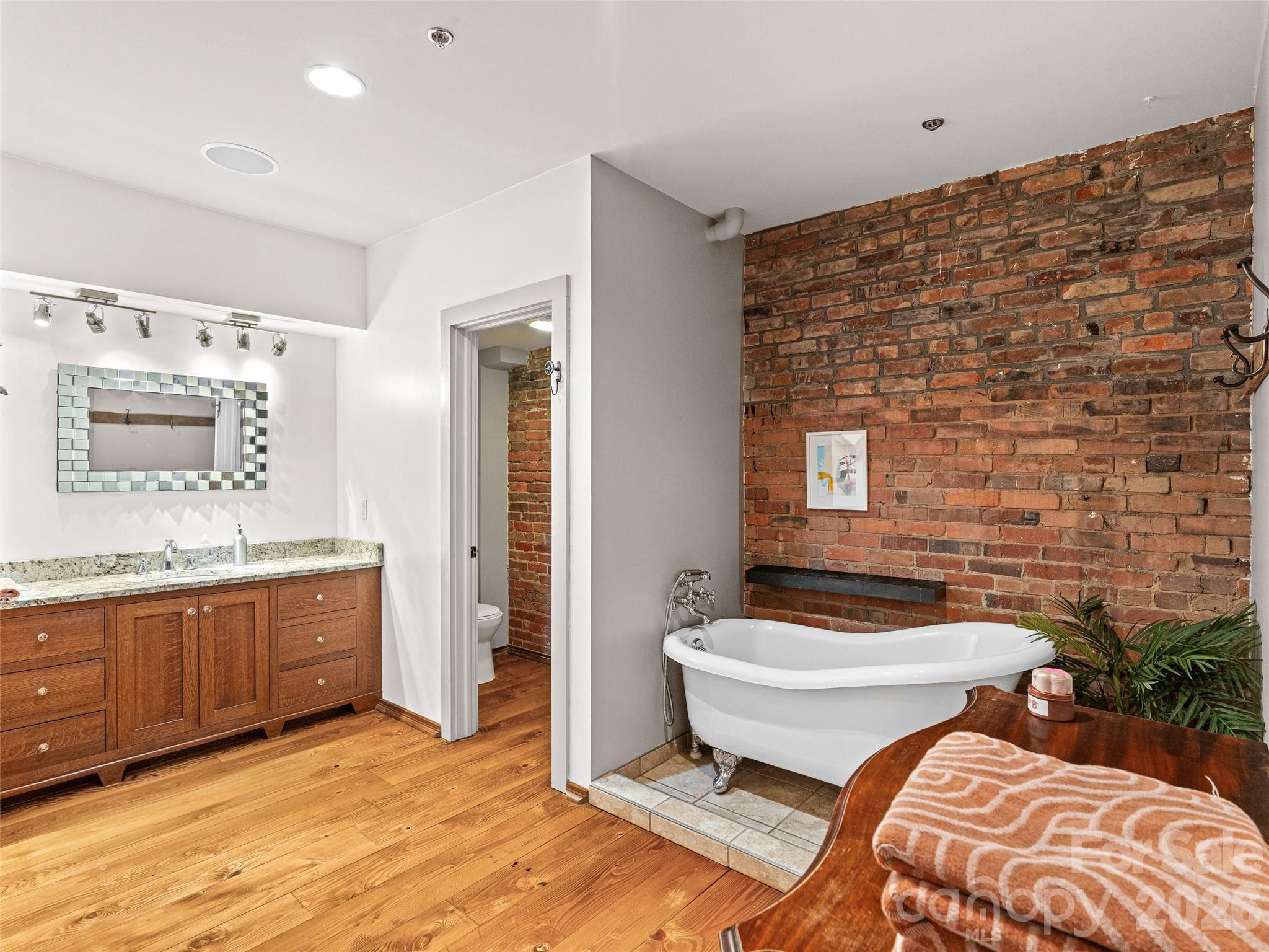 Morrison Condominiums - Residential