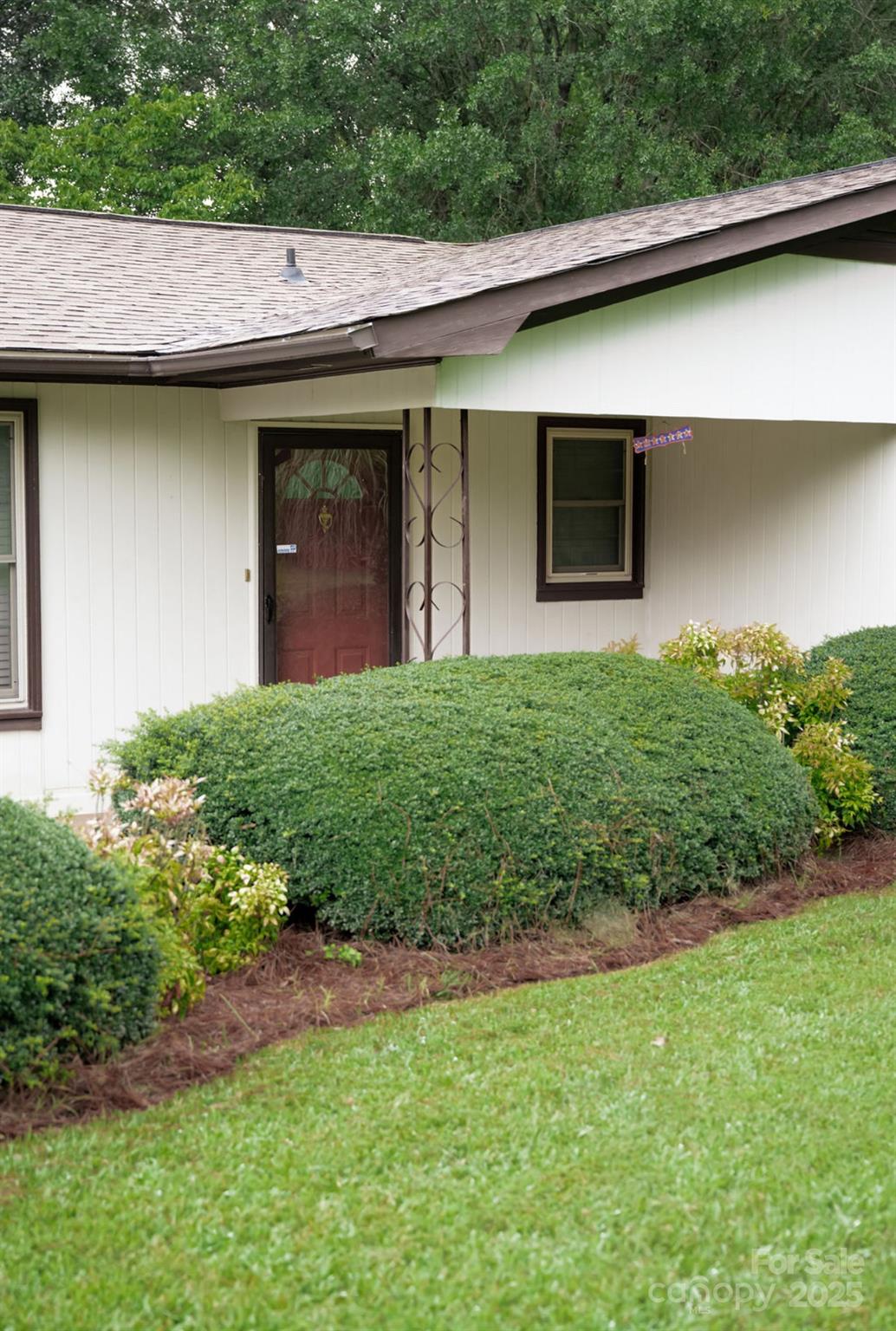 166 Tryon School Loop Road