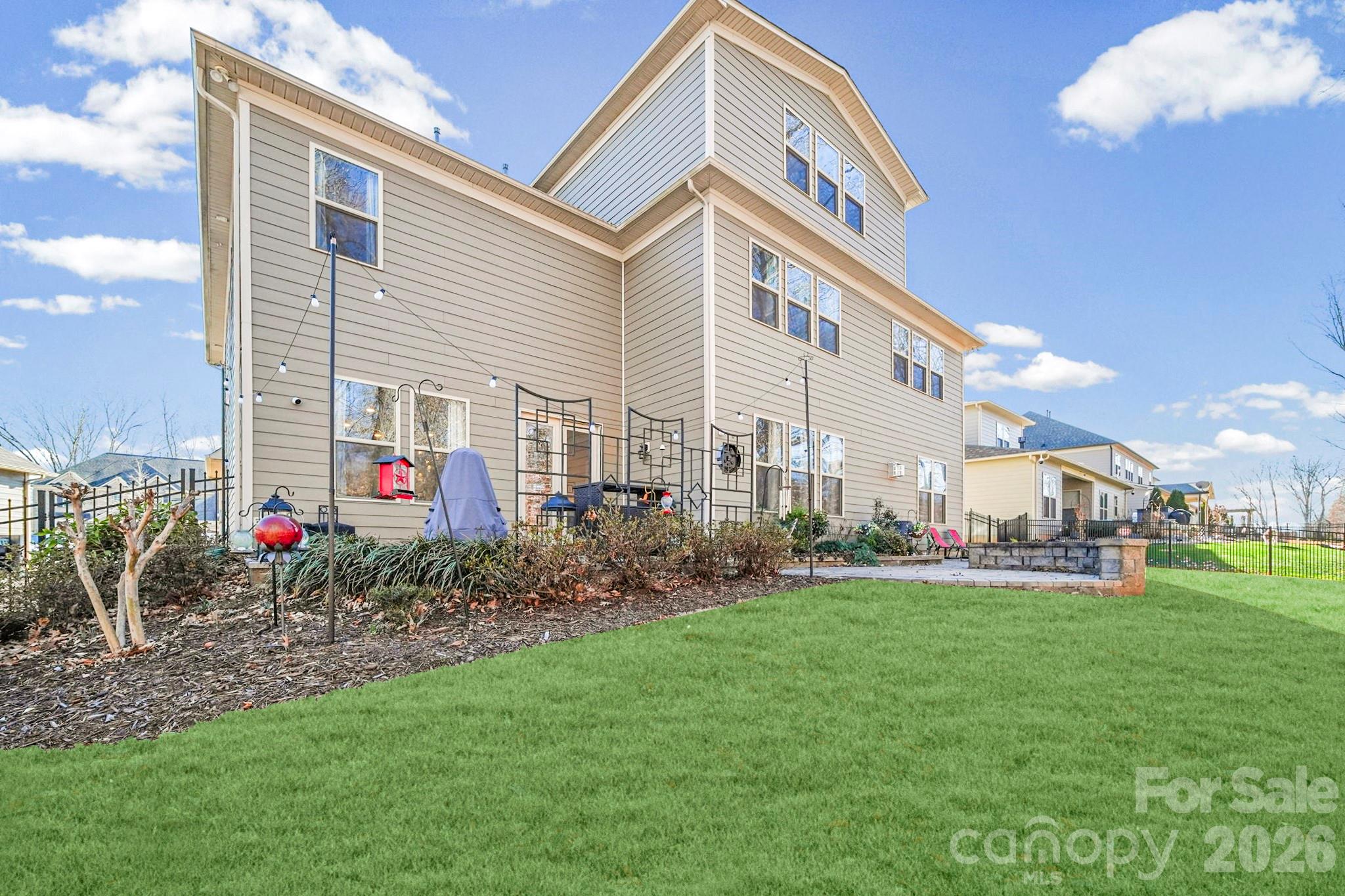 Queensbridge - Residential