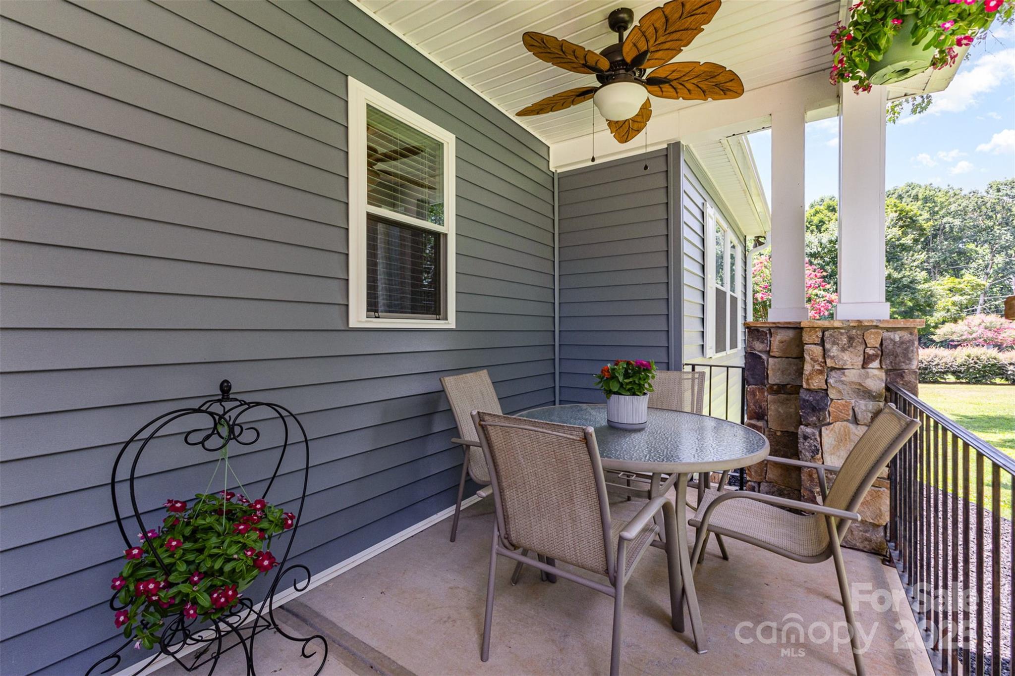 1225 Edgewood Court