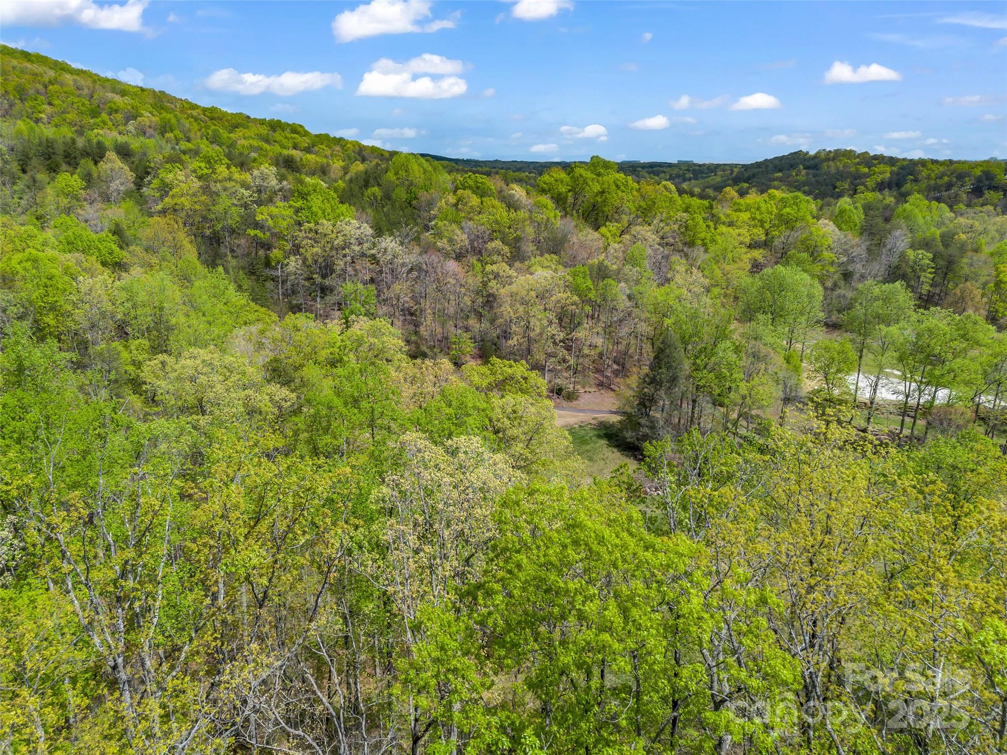 112 Deep Gap Farm Road E