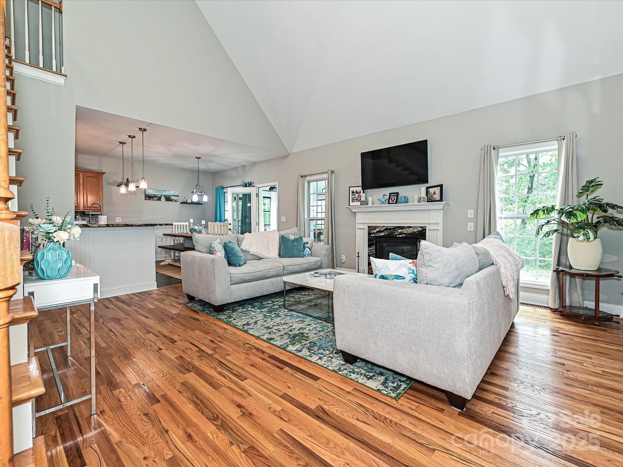 Savannah Way - Residential